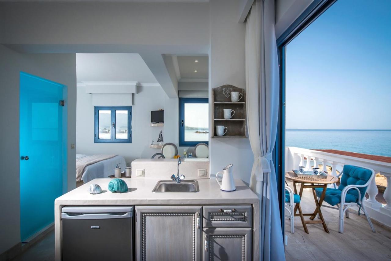 Deluxe Studio with Sea View - Photo 1