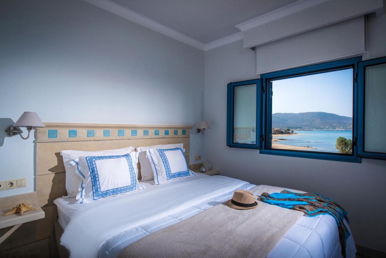Deluxe Studio with Sea View - Photo 6