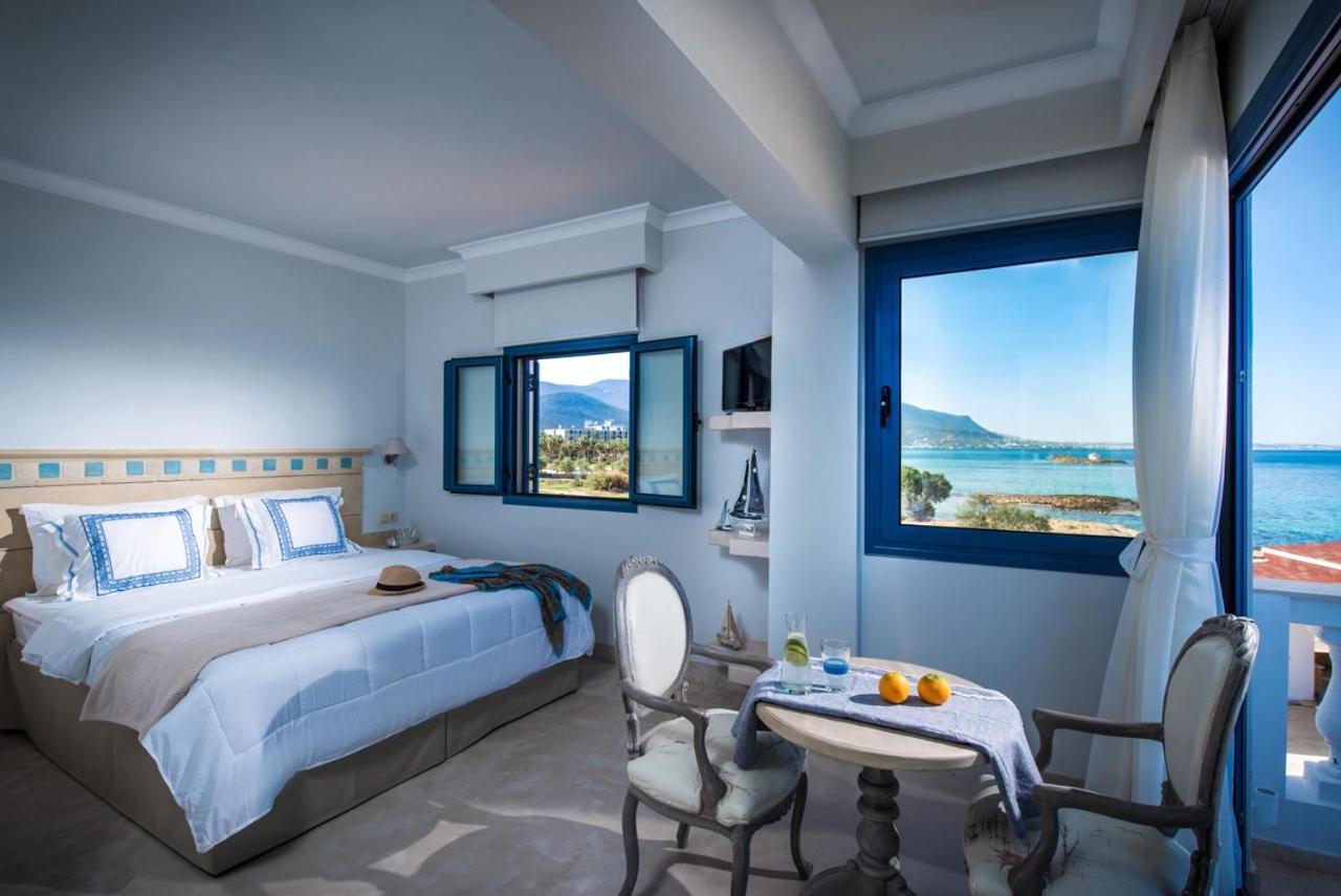 Deluxe Studio with Sea View - Photo 7