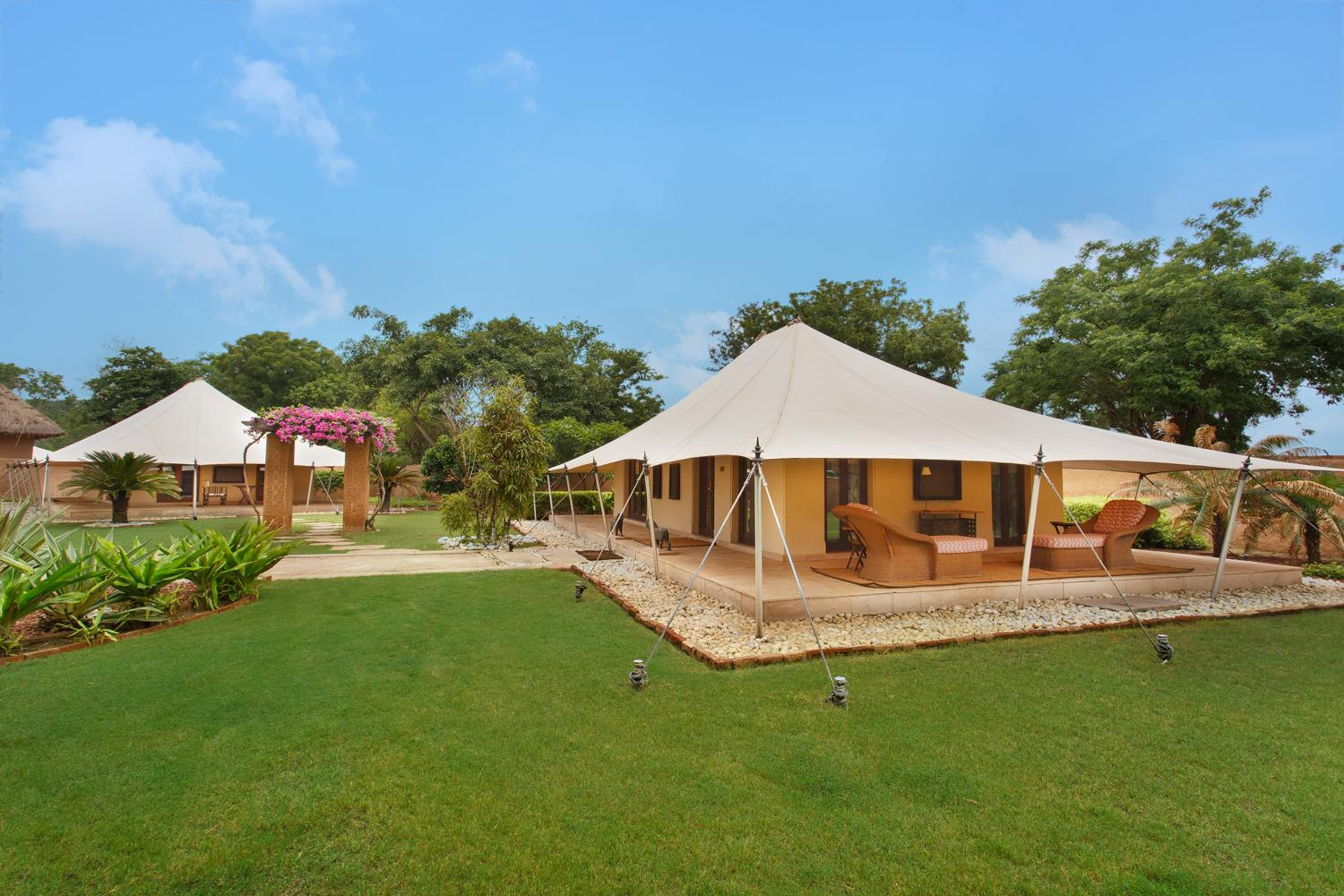 Royal Tent With Private Patio, Garden And Two Way Airport Transfers Royal Tent With Private Patio, Garden And Two Way Airport Transfers