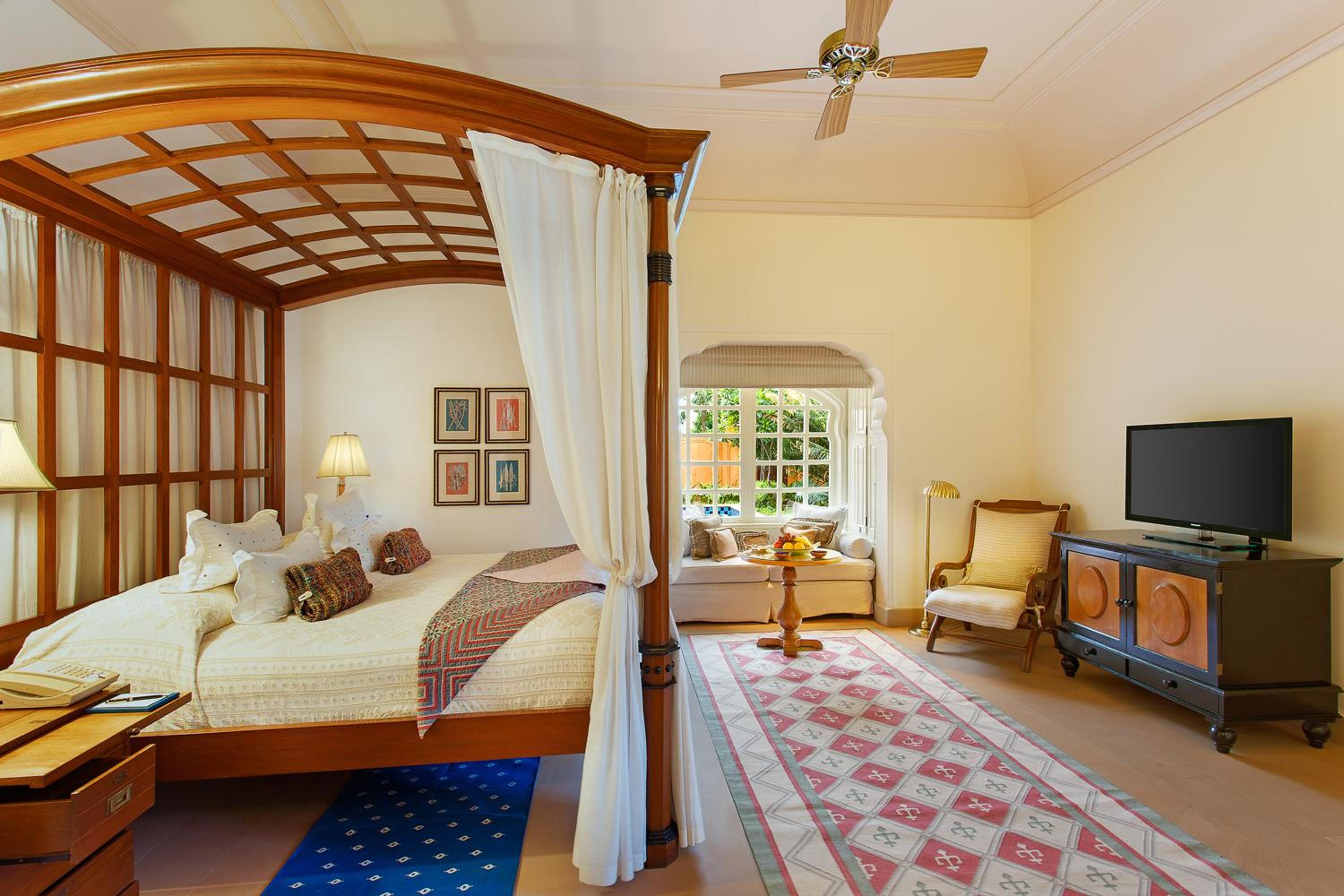 Luxury Villa with Private Pool And Two Way Airport Transfers