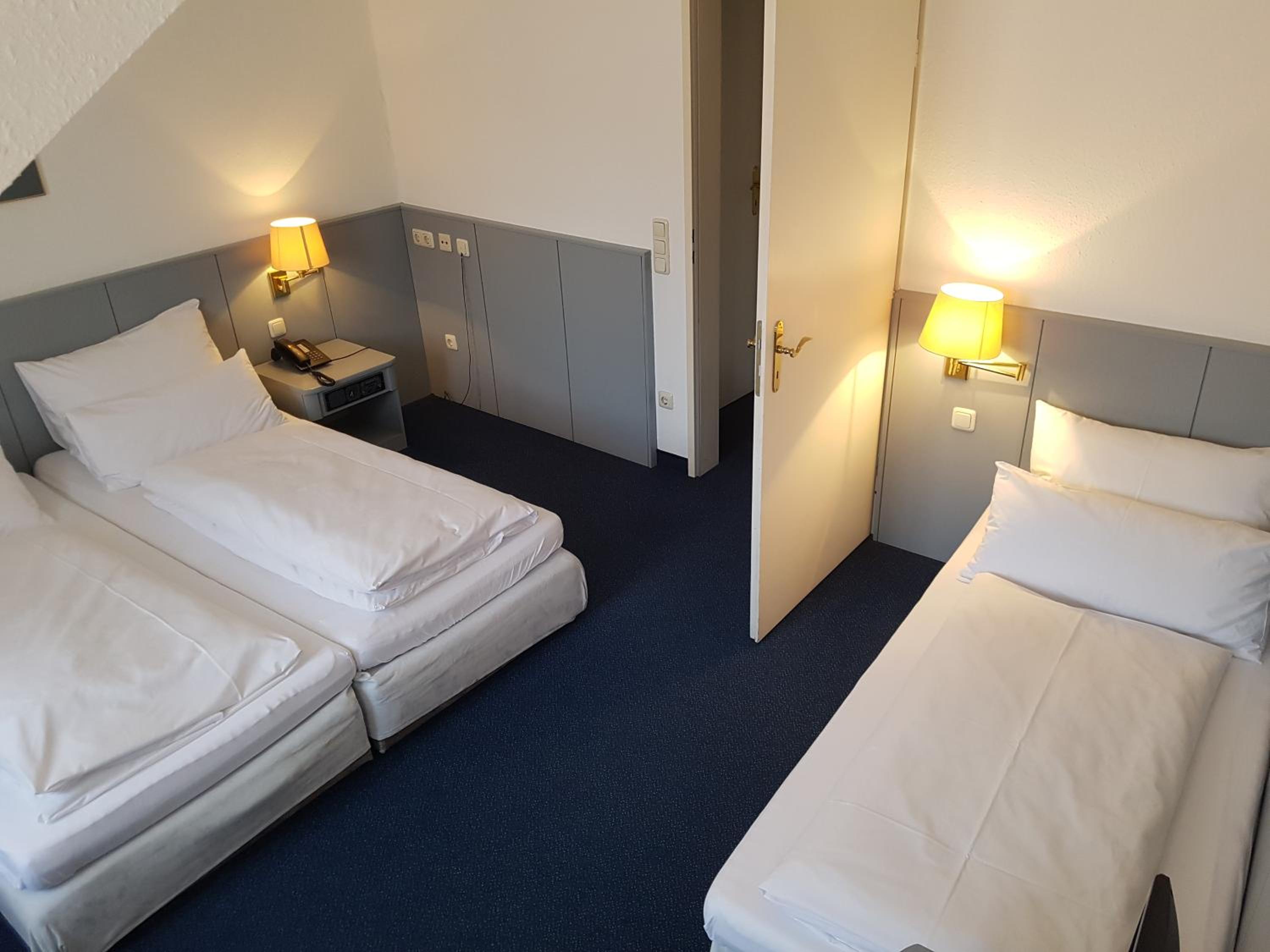 Triple Room - Photo 2