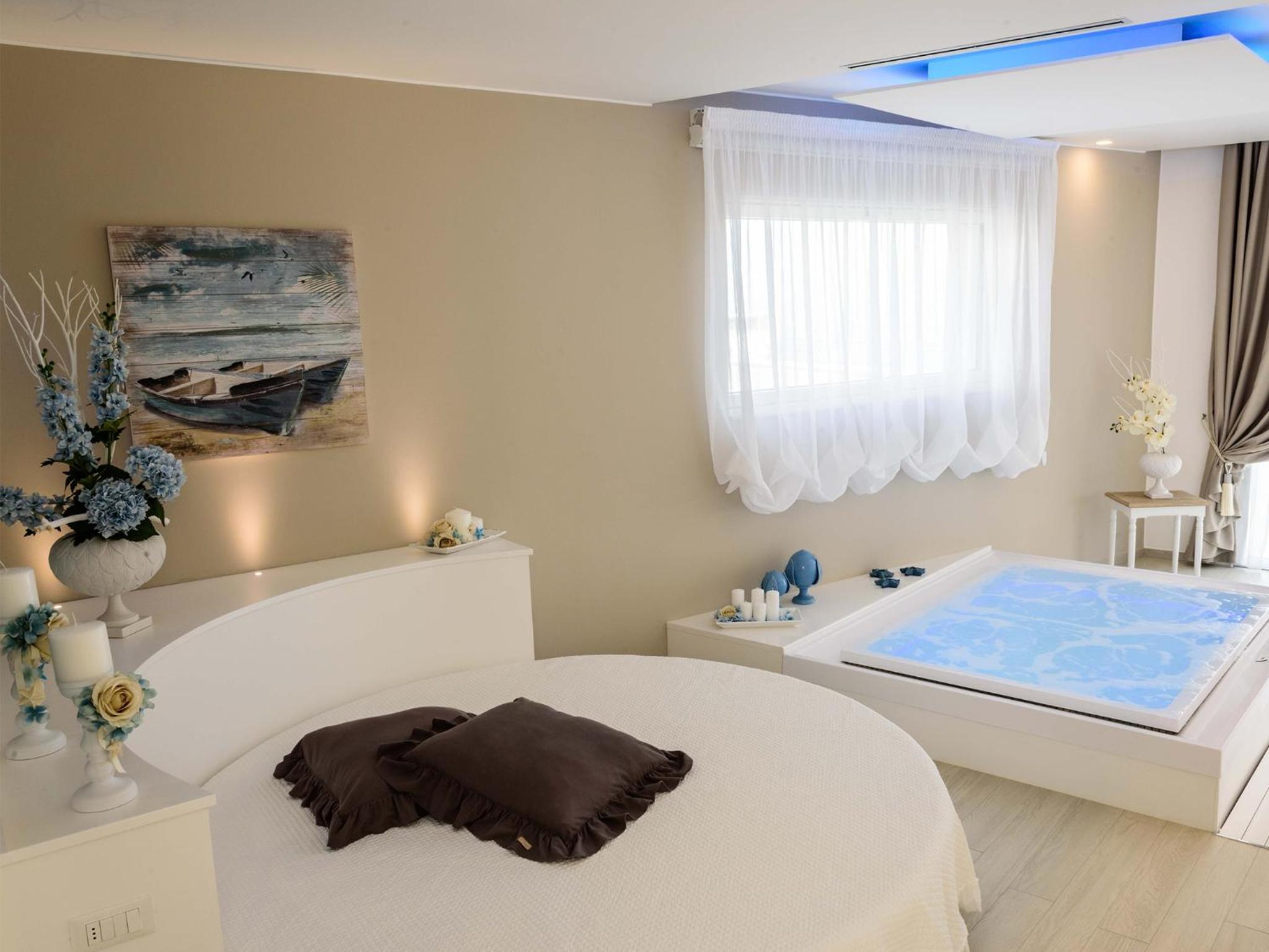 Suite with Private Pool photo 2