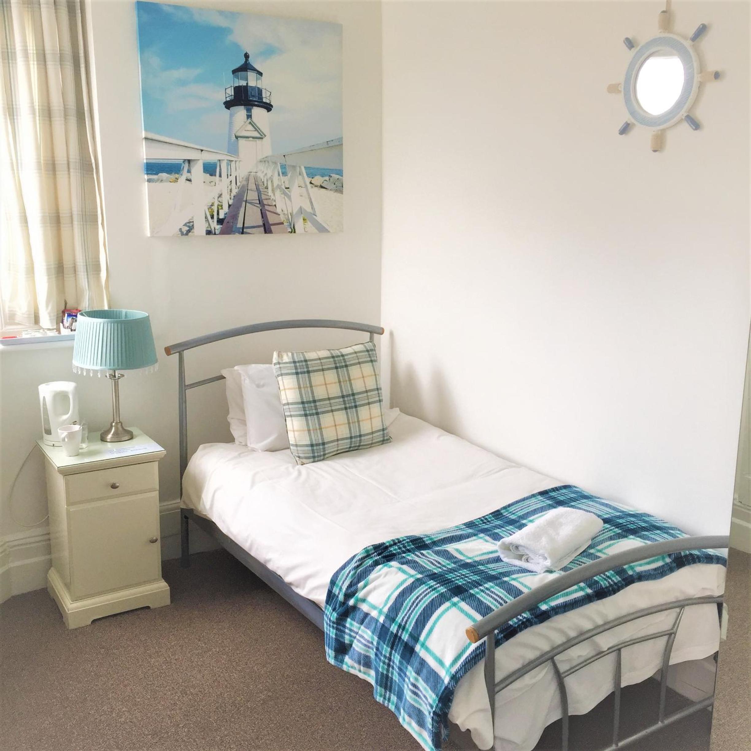 Single Room with Shared Bathroom