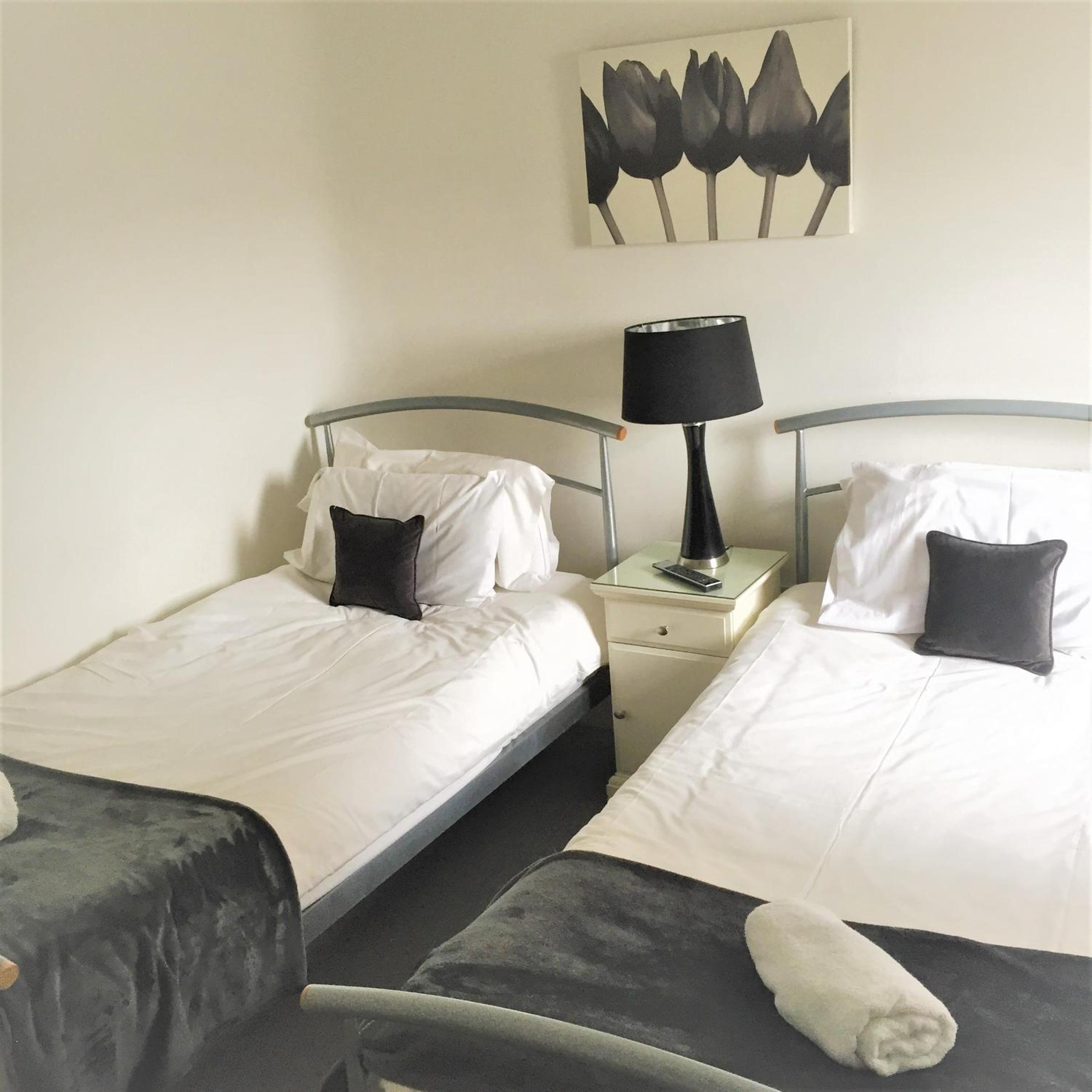Twin Room with Shared Bathroom