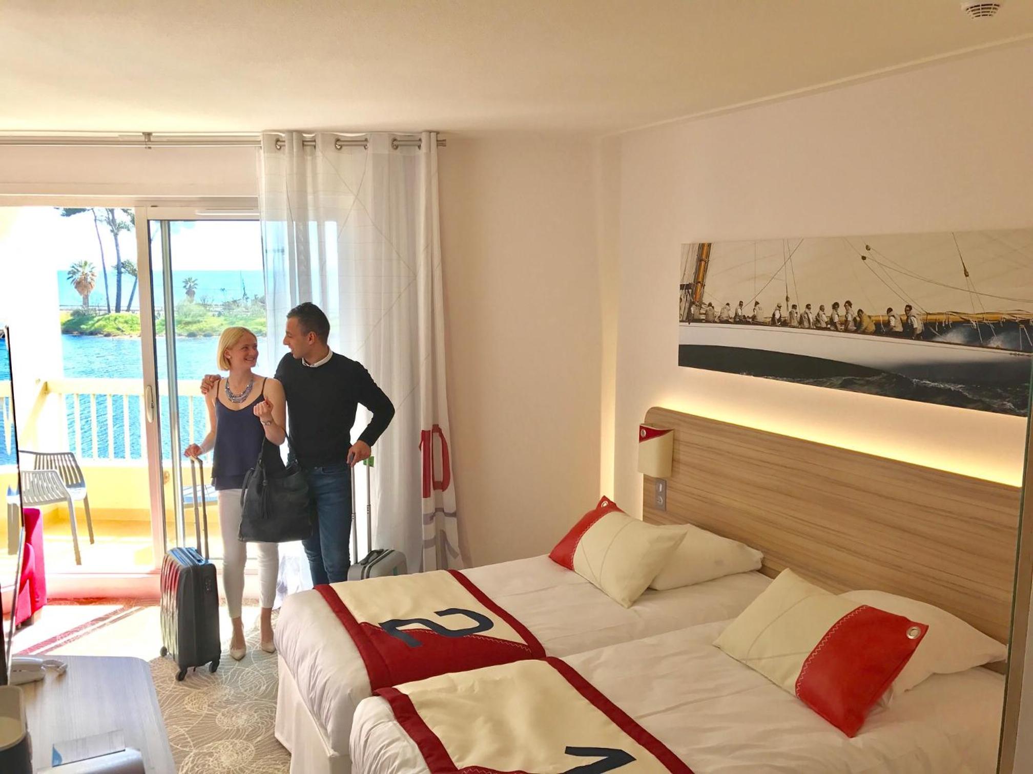 Comfort Double Room With Sea View - Photo 5
