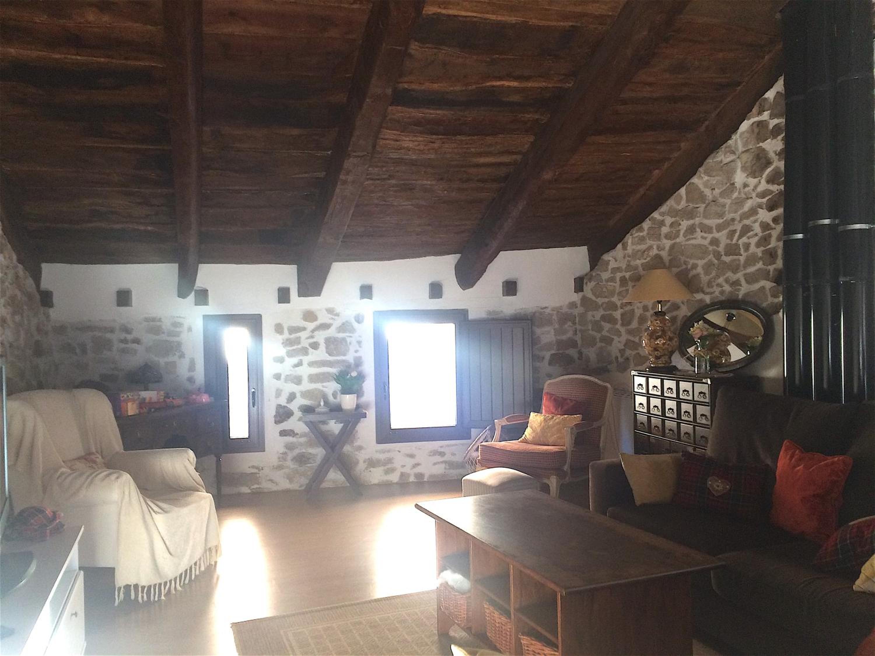 Casa adosada de tres habitaciones
