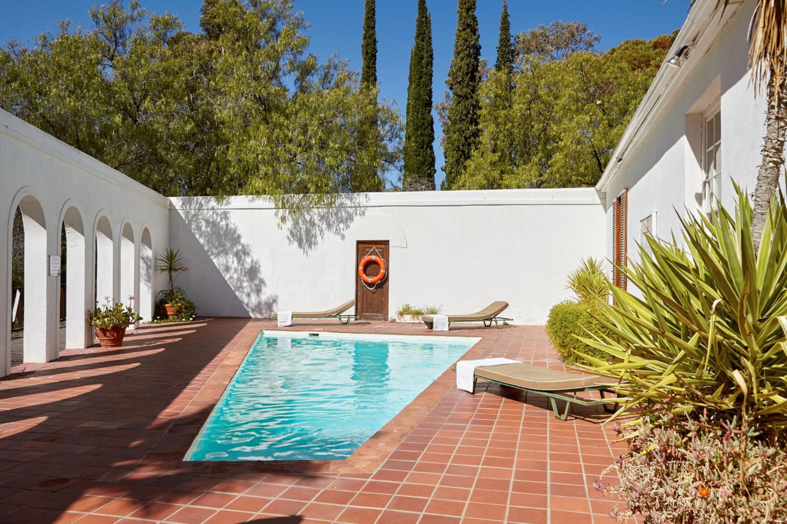Suite with Private Pool - Photo 5