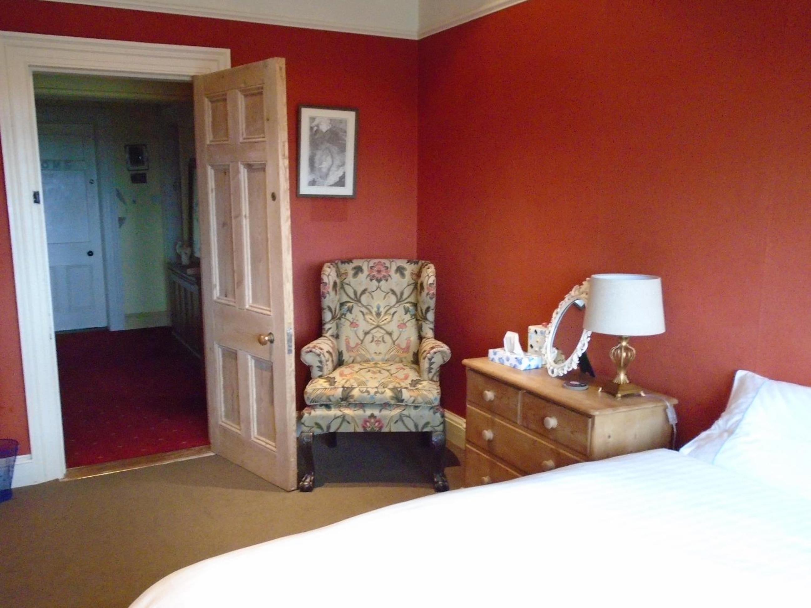 Double Room with Private External Bathroom - Photo 3
