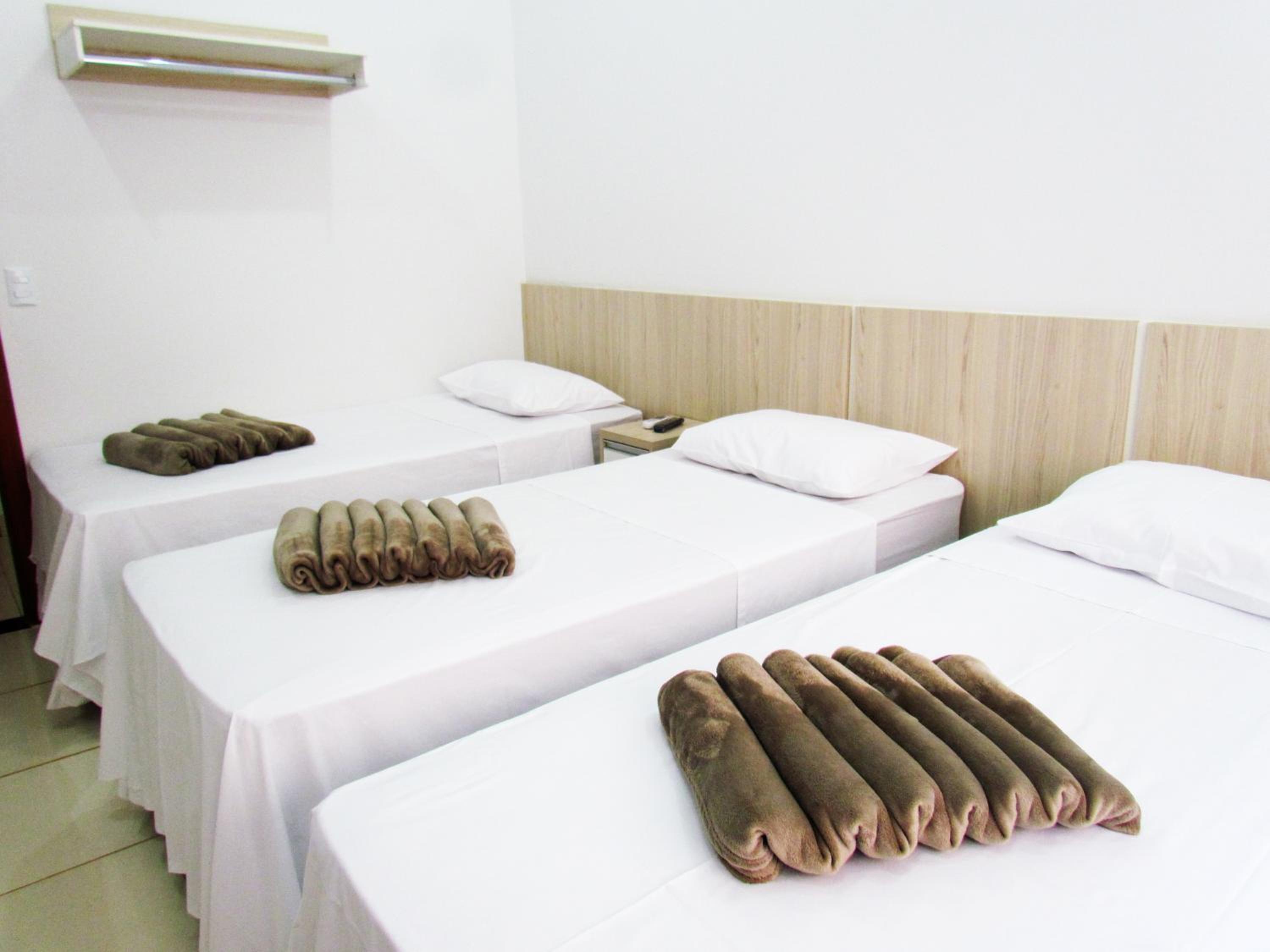 Triple Room with Private Bathroom photo 2