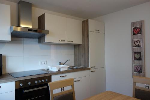 Apartment with Balcony photo 2