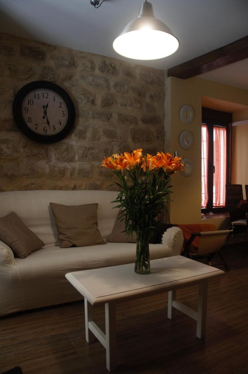 Apartment - Ground Floor photo 2