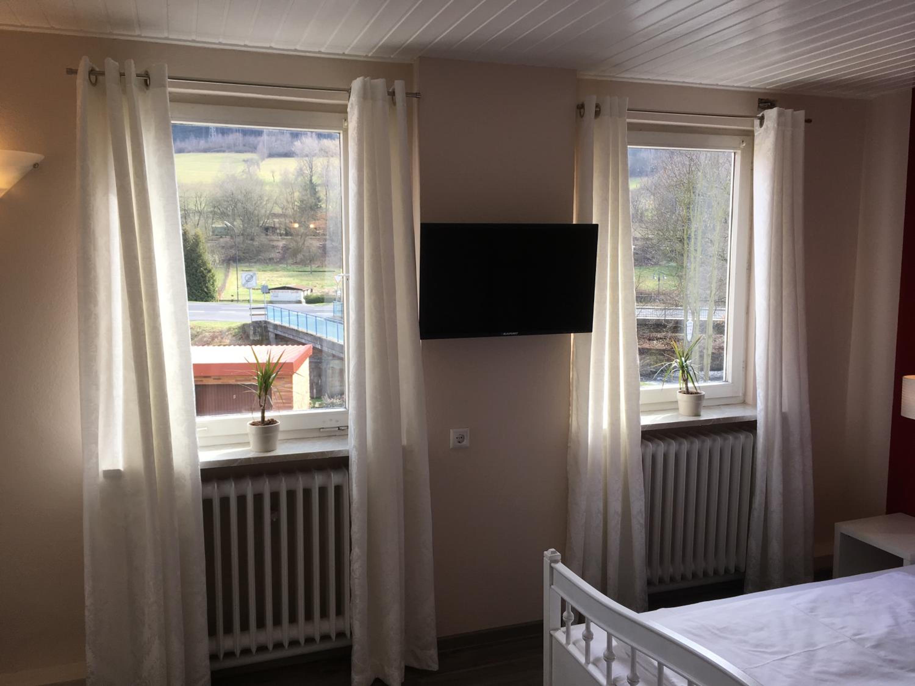 Quadruple Room - Photo 5