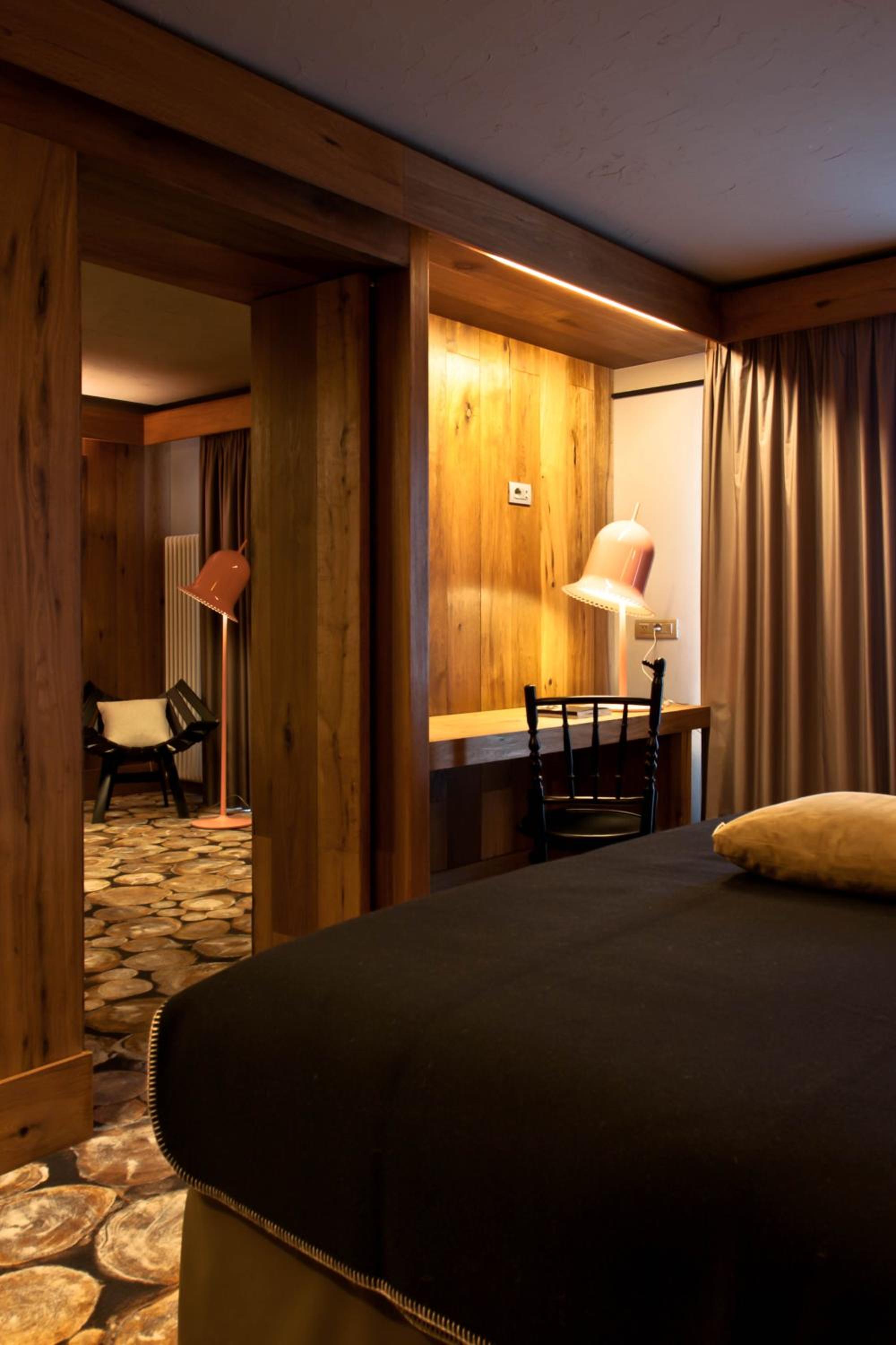 Suite - Photo 7