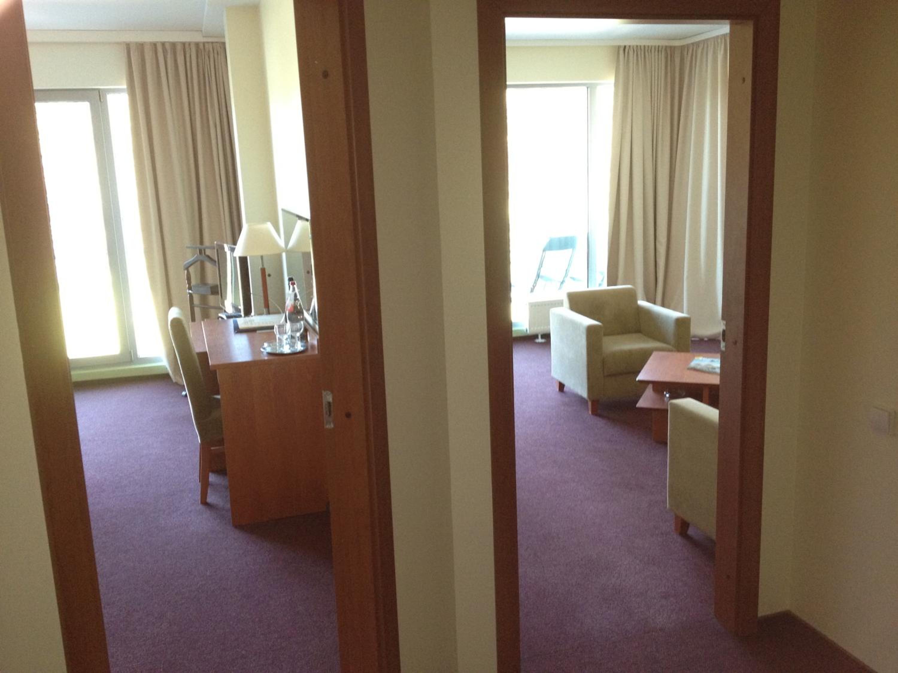 Apartment - Photo 2