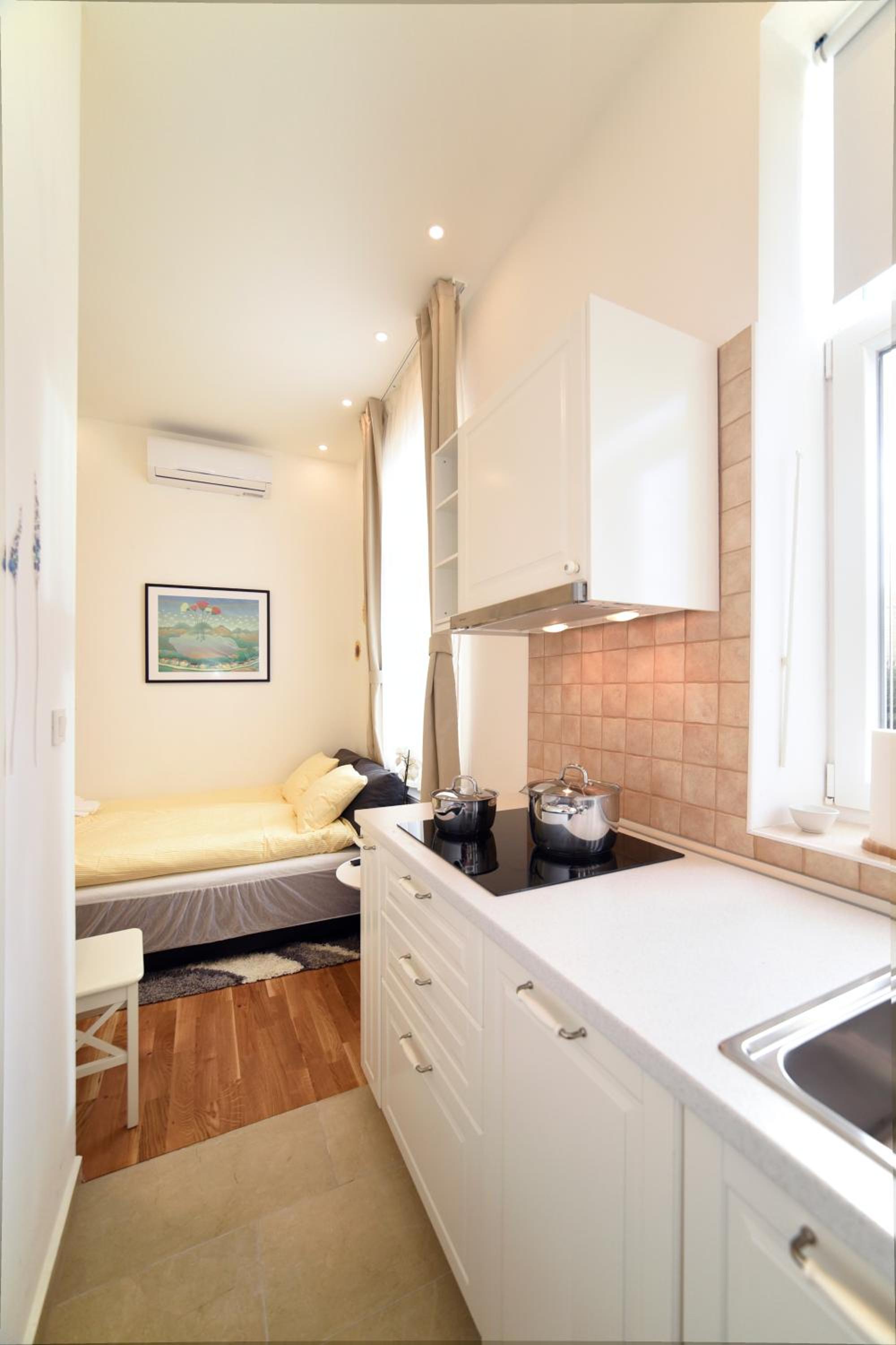 Apartment - Photo 18