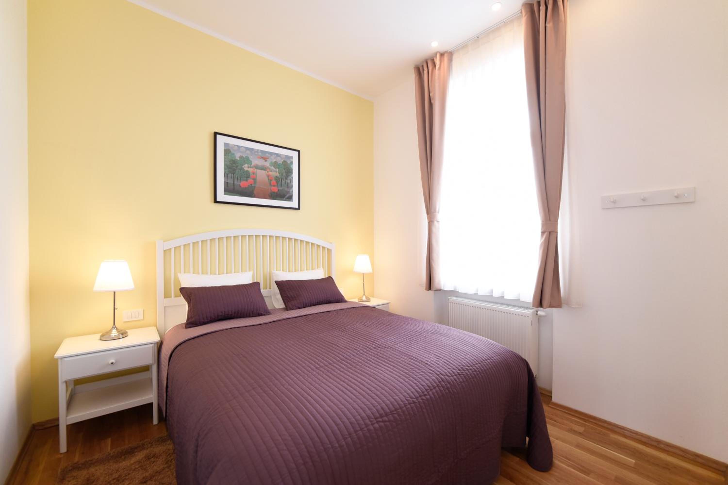 Apartment - Photo 19