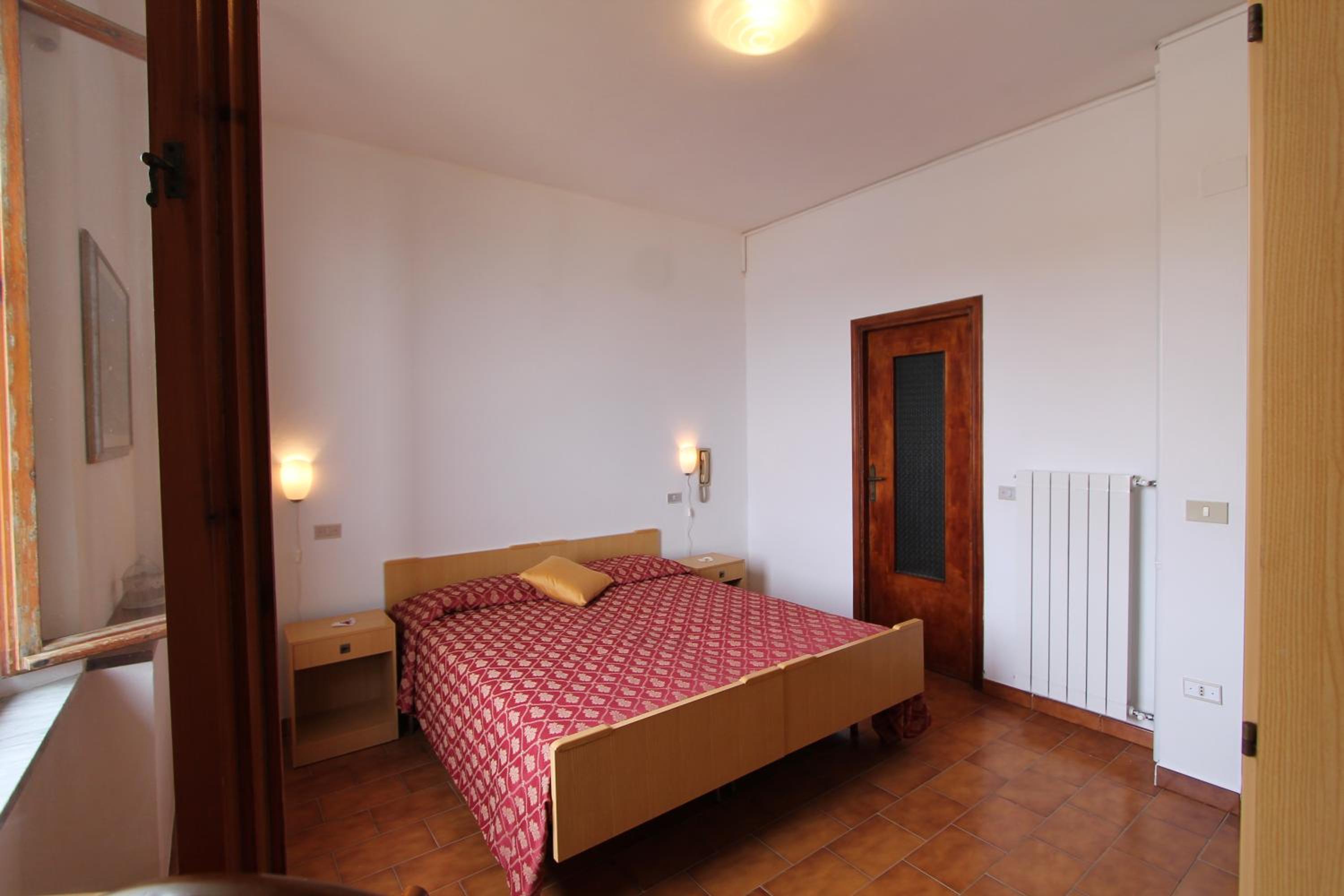 Standard Double or Twin Room photo 2
