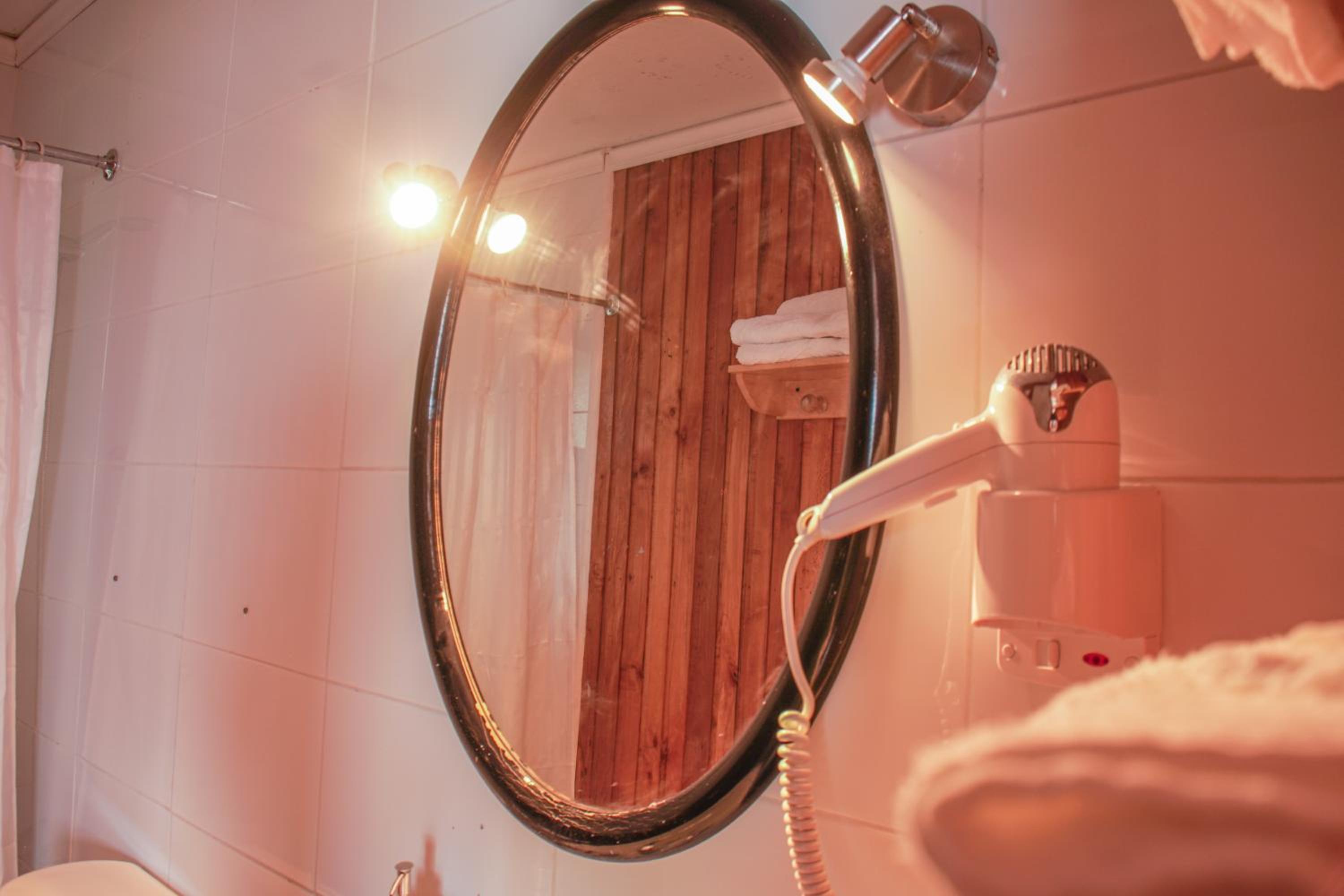 Bungalow (6 Adults) photo 3
