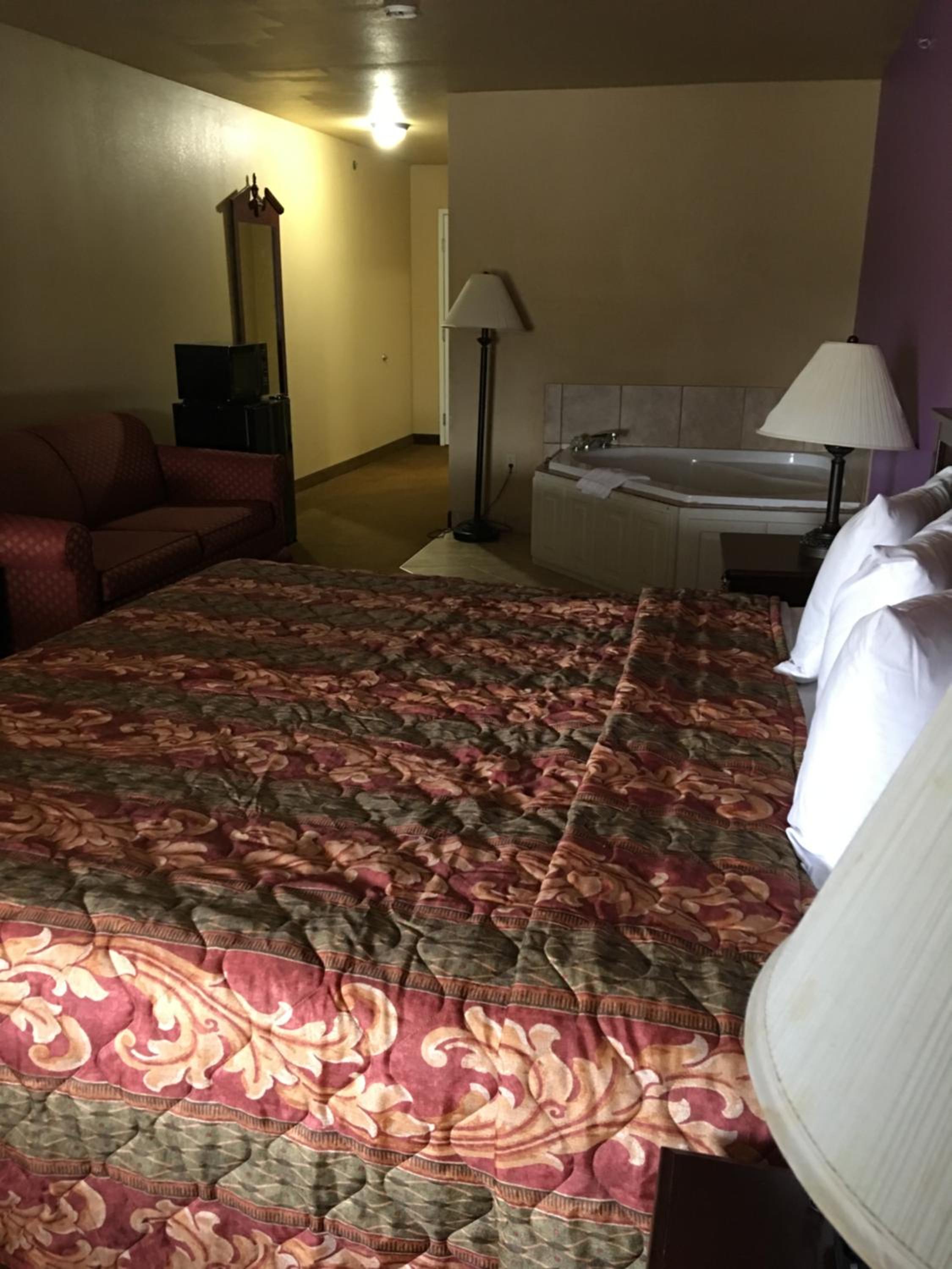 King Suite With Spa Bath photo 2
