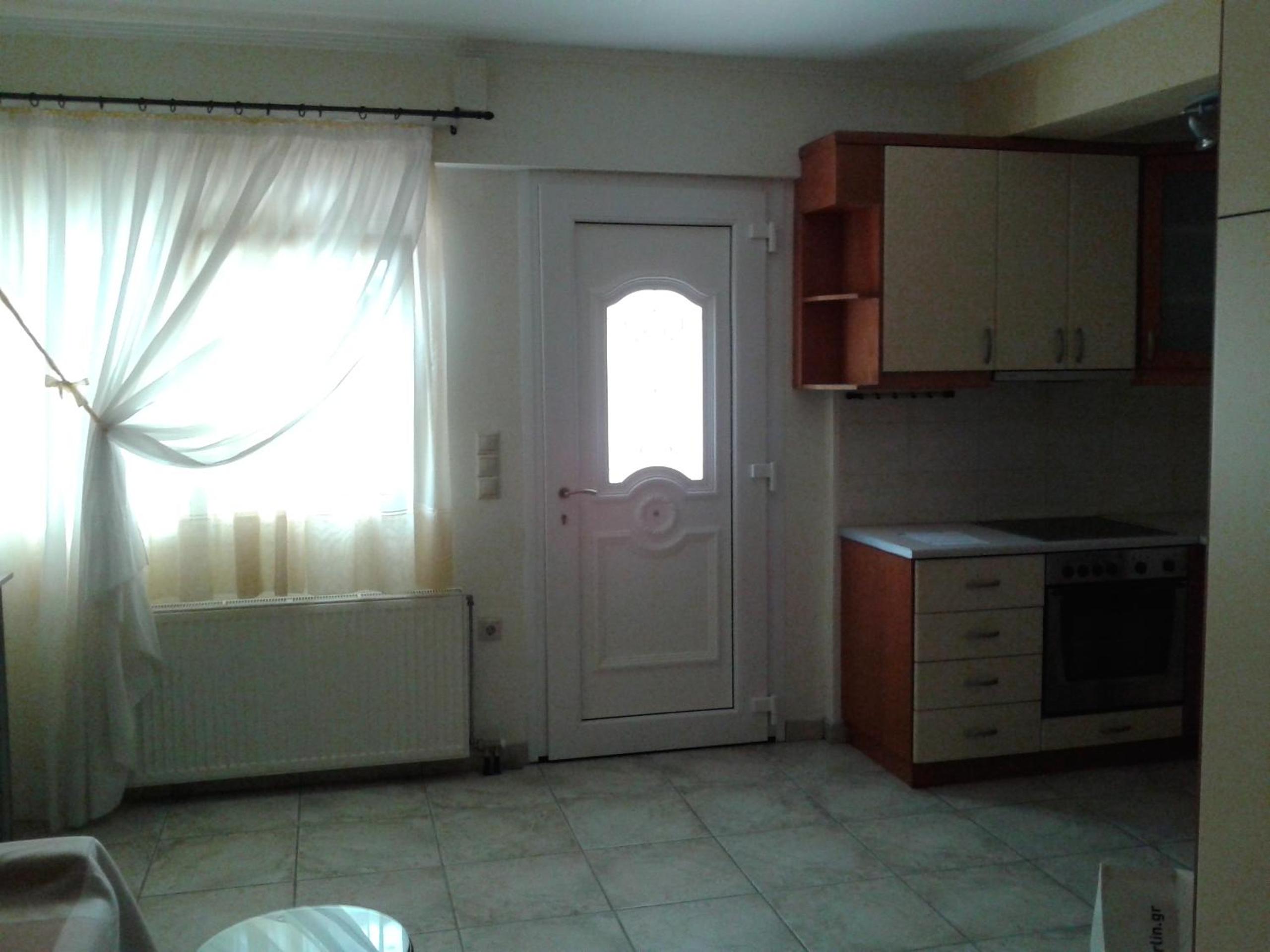 Studio Apartment - Photo 4