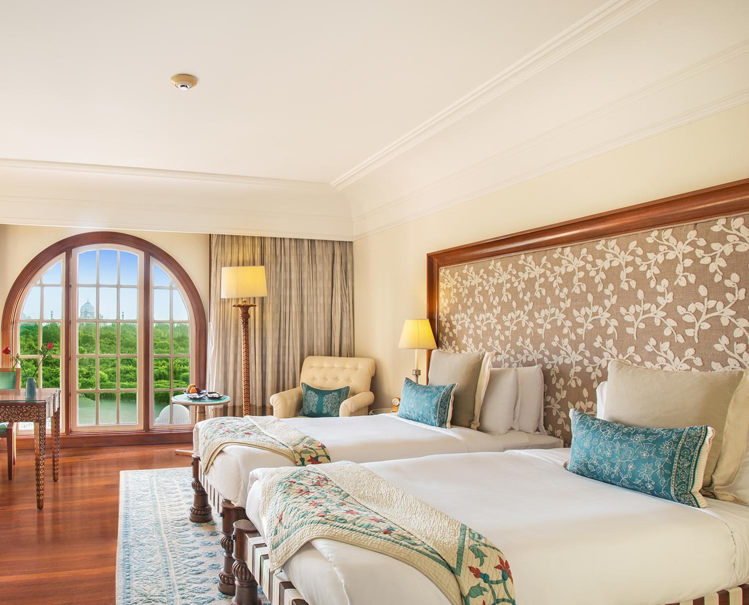Premier Room With Taj Mahal View (Twin)