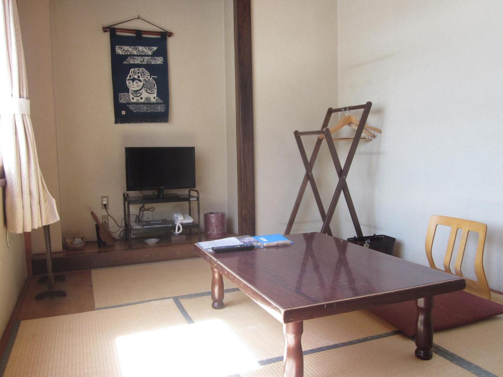 Single Room with Shared Toilet photo 3