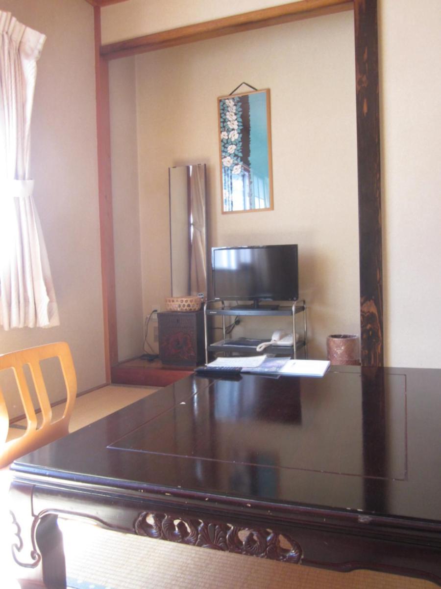 Standard Twin Room photo 3