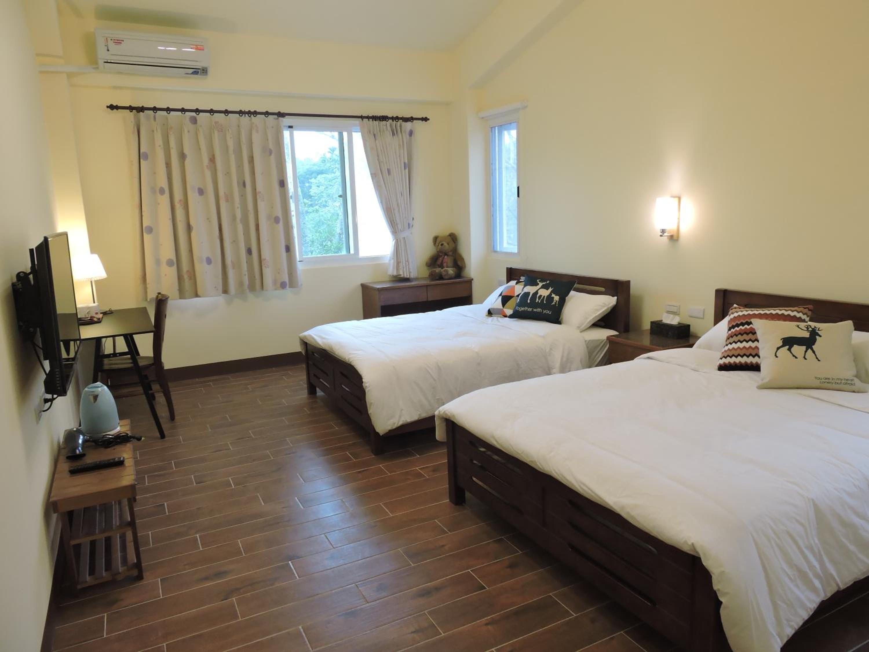 Double or Twin Room with Private Bathroom photo 1