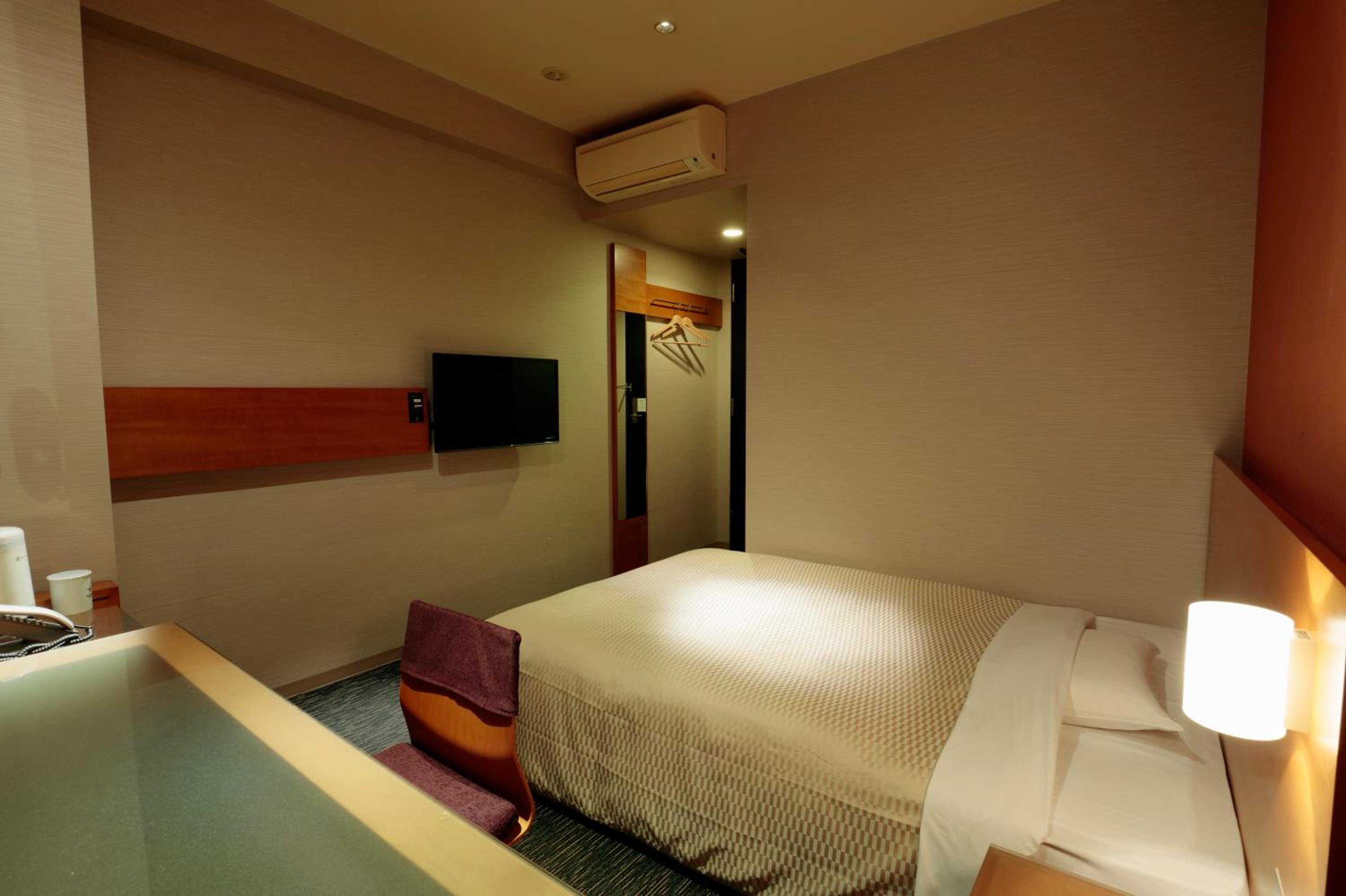 Double Room - Non-Smoking - Photo 4