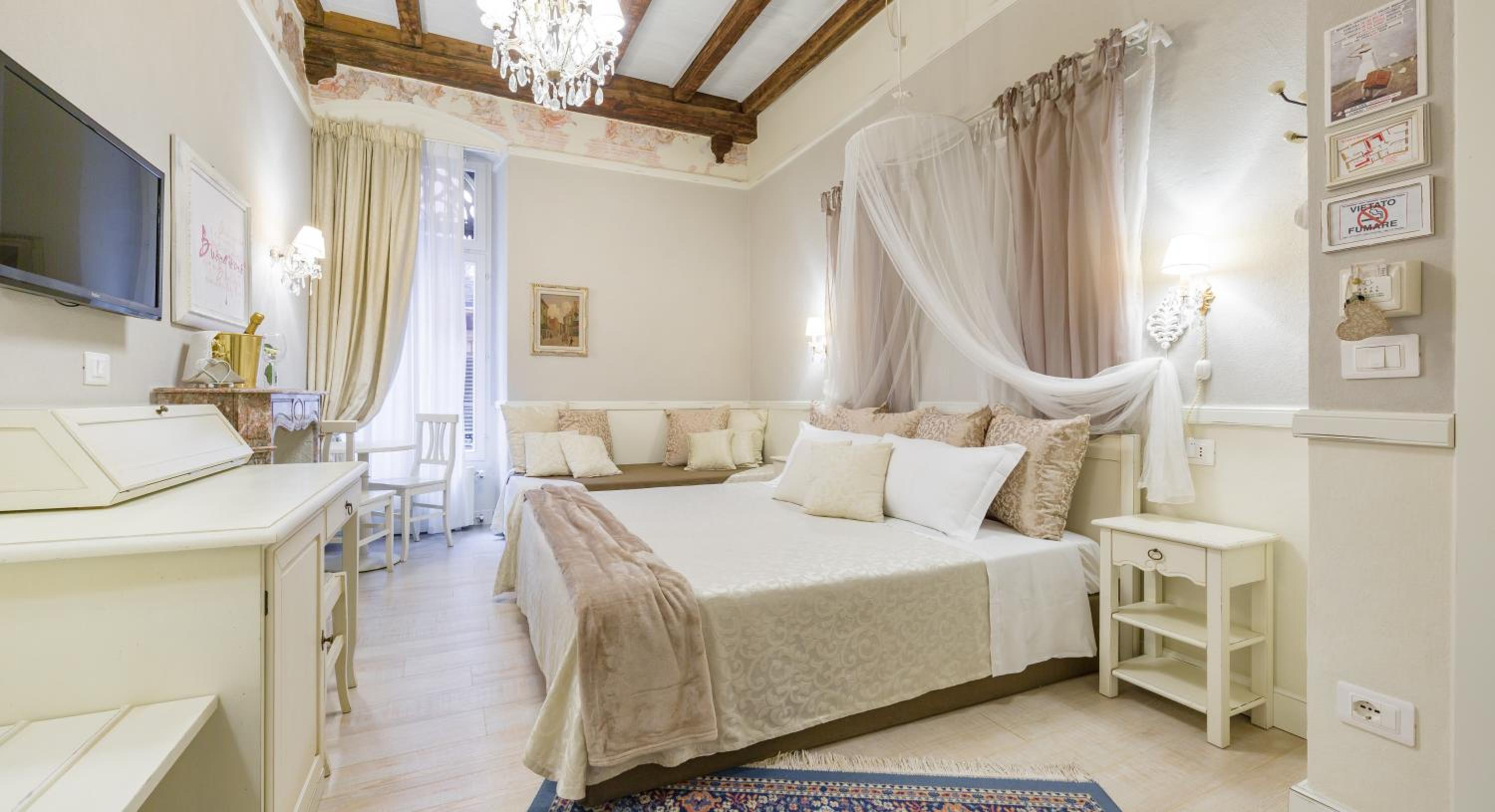 Superior Triple Room