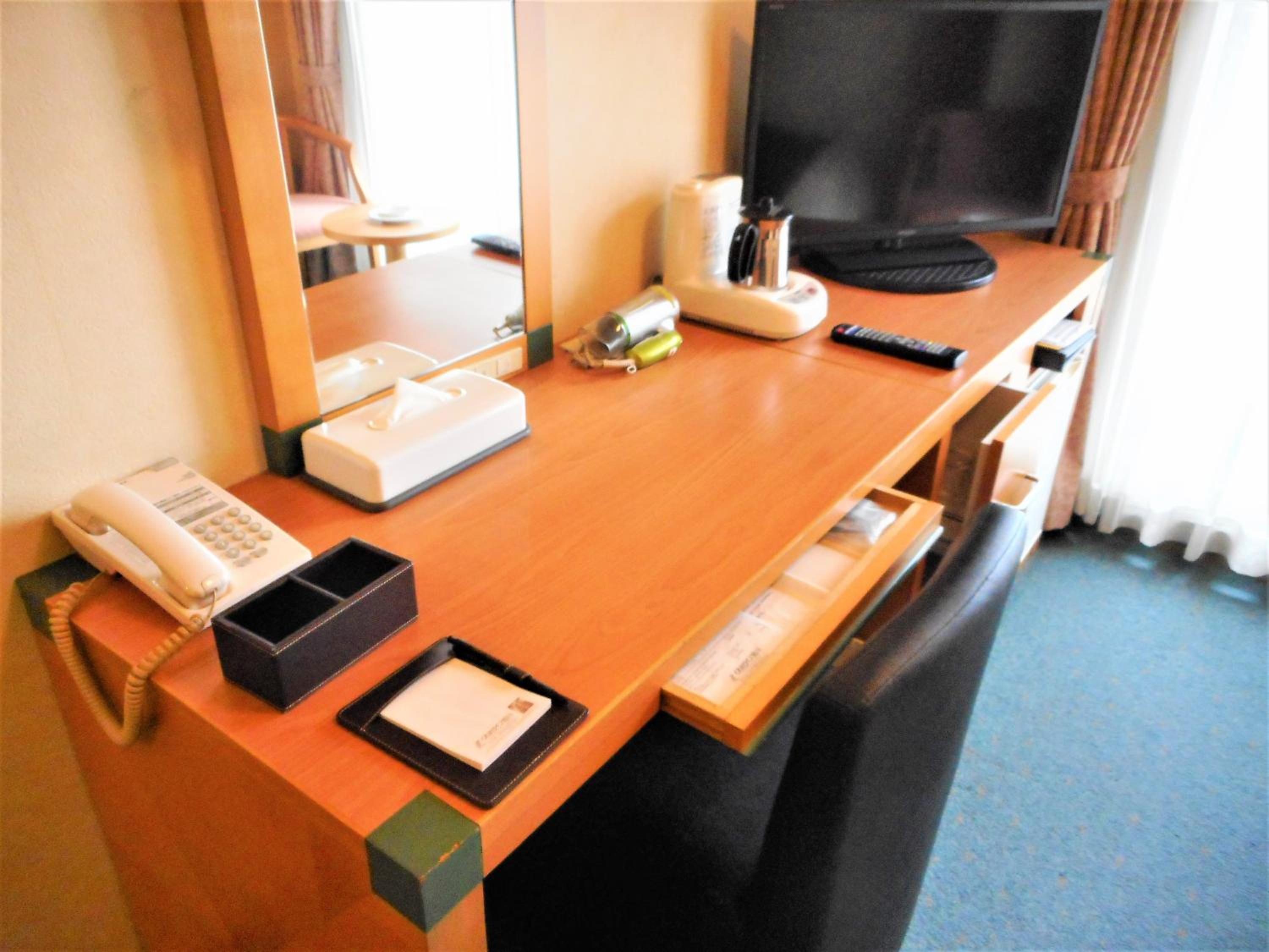 Double Room with Small Double Bed - Smoking - Photo 1
