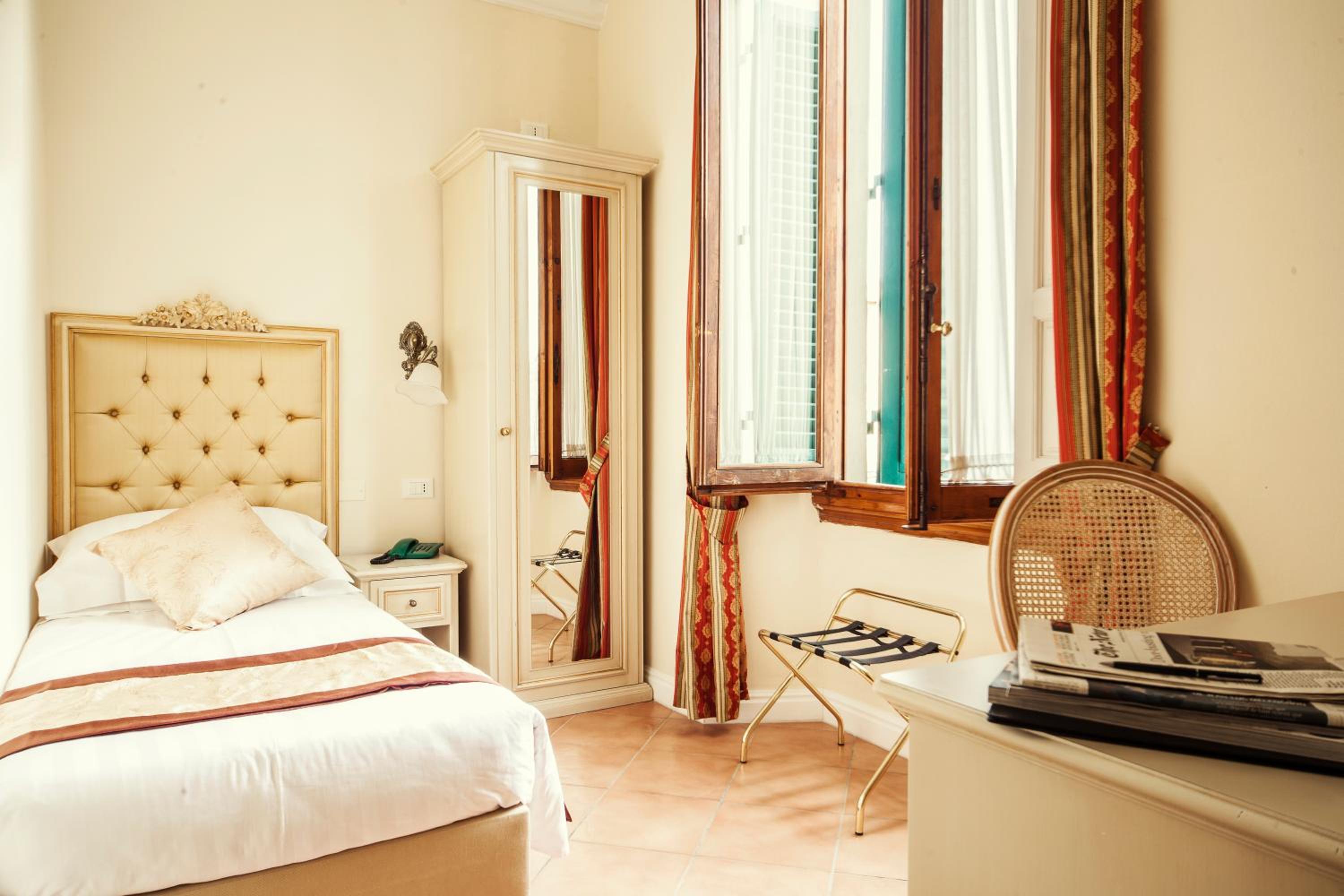 Superior Single Room photo 2