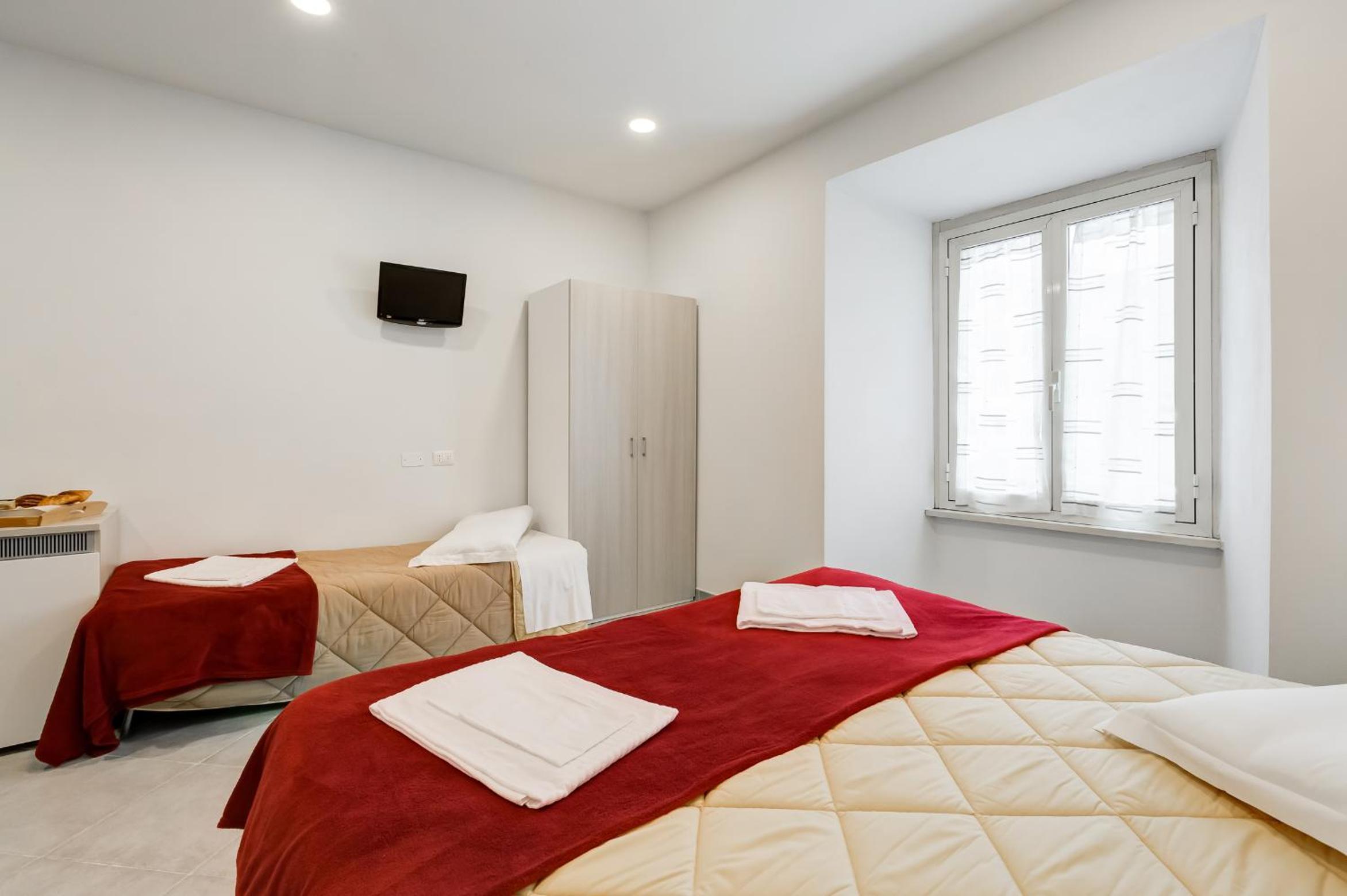 Classic Triple Room photo 3