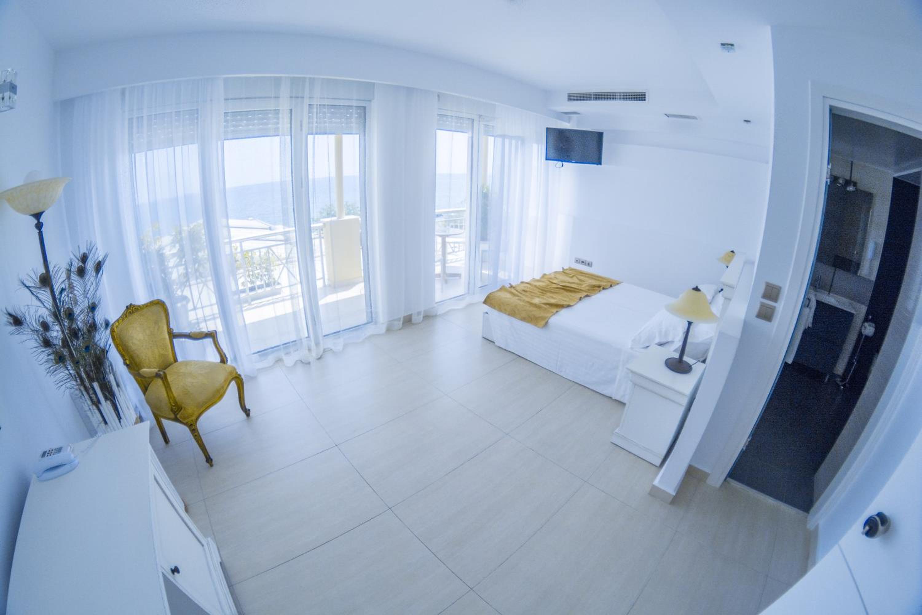 Executive Suite Adults only (16+ years)