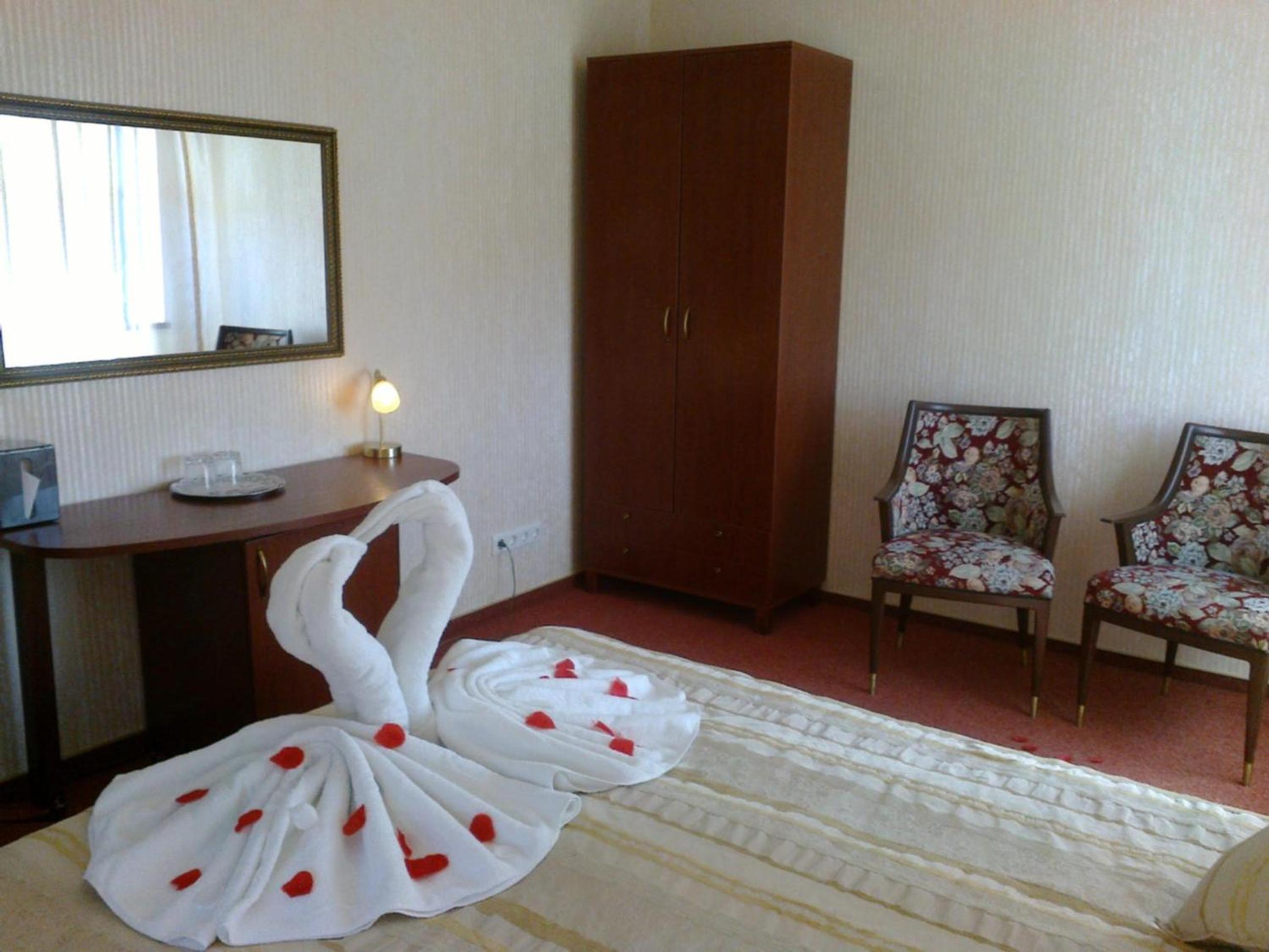 Suite - Photo 6