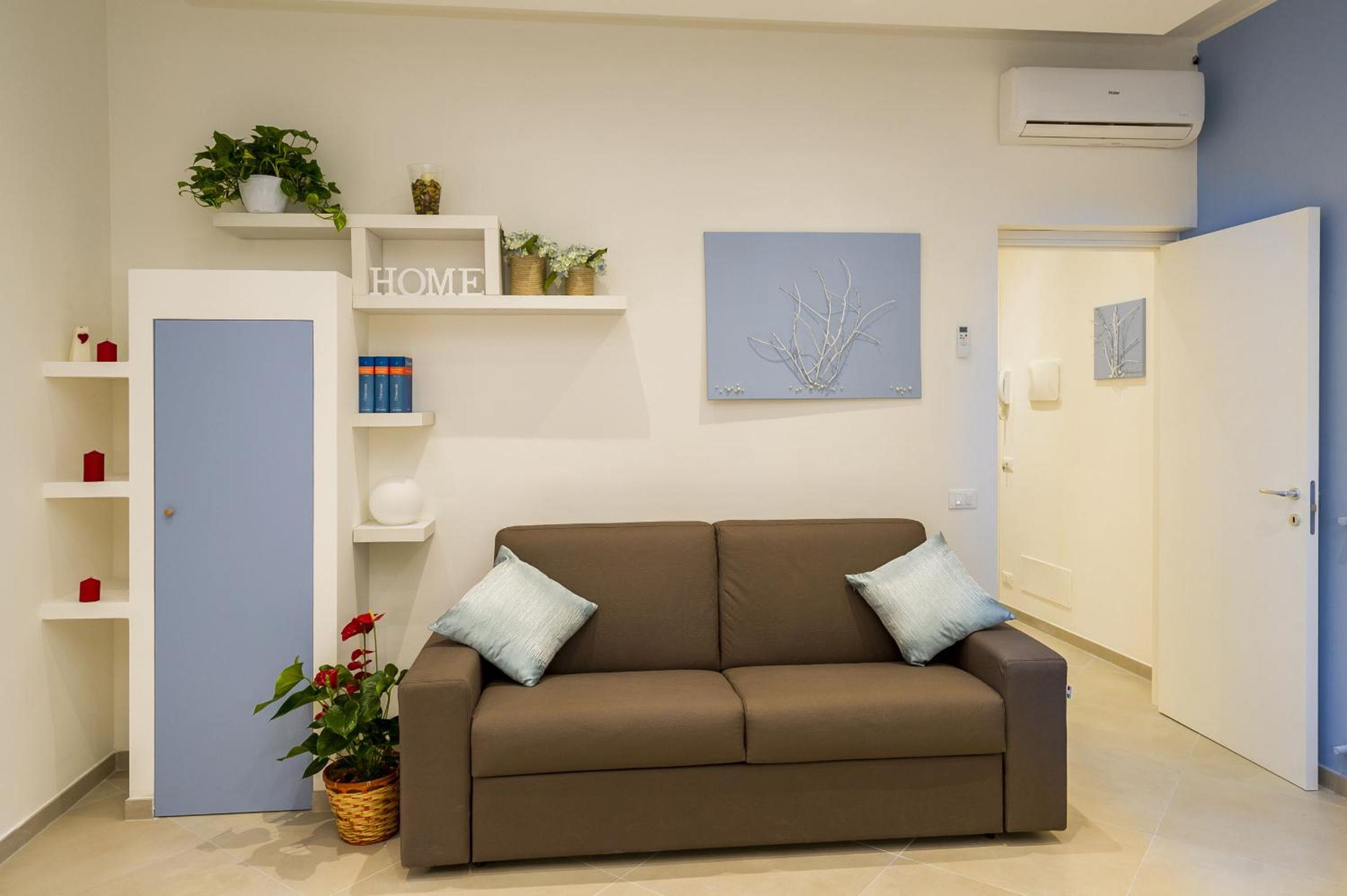 Apartment with Balcony - First Floor