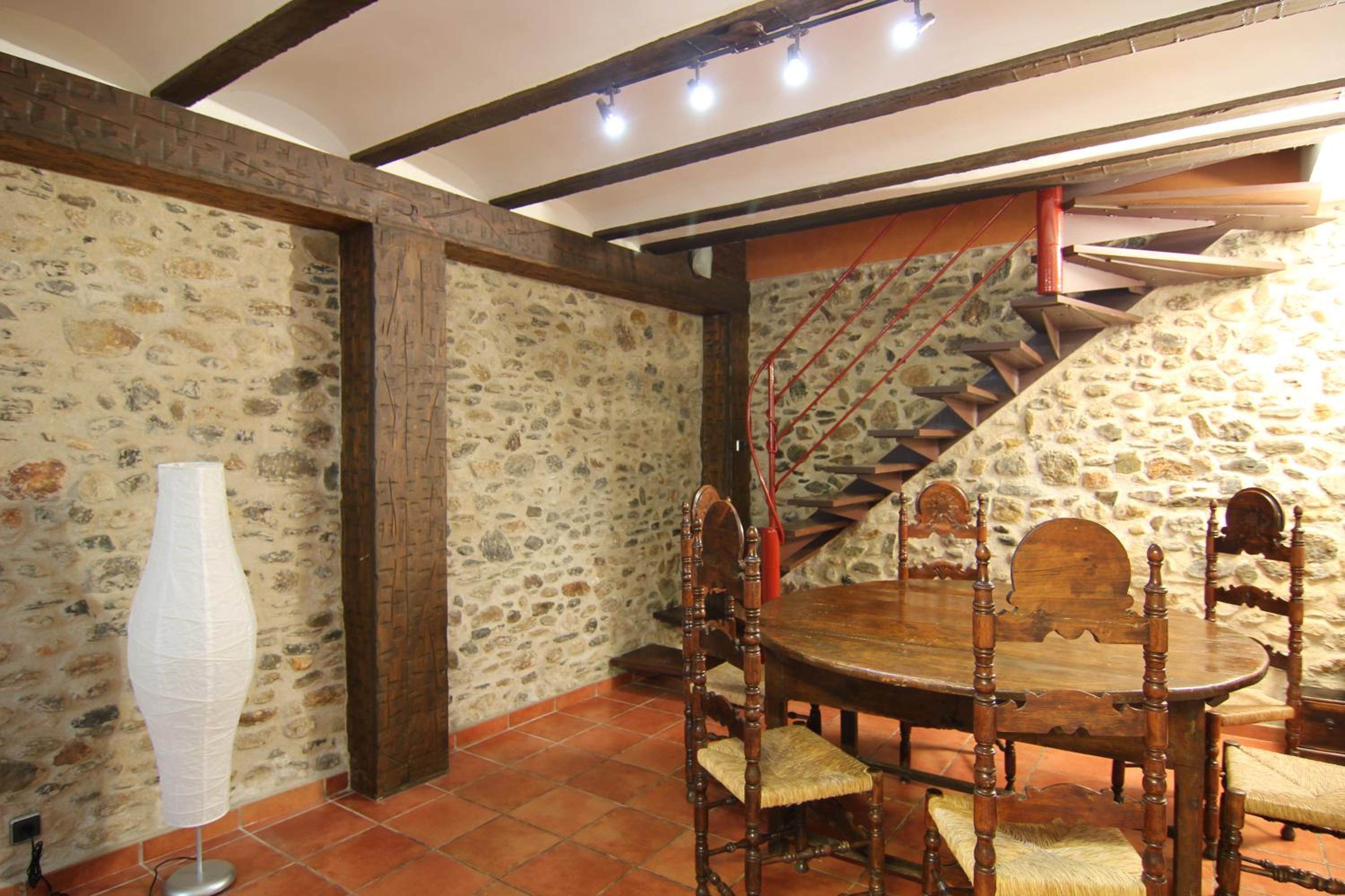 Two-Bedroom House - Photo 5