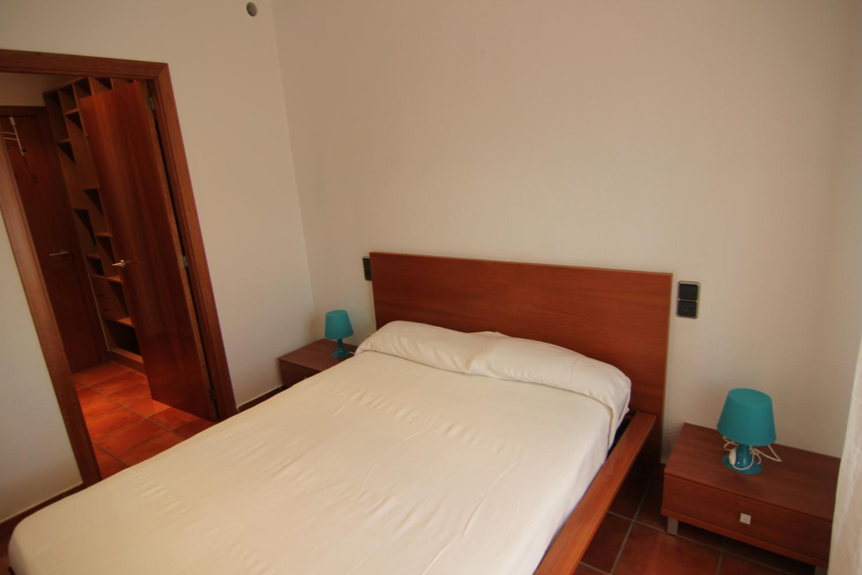 Two-Bedroom House - Photo 3
