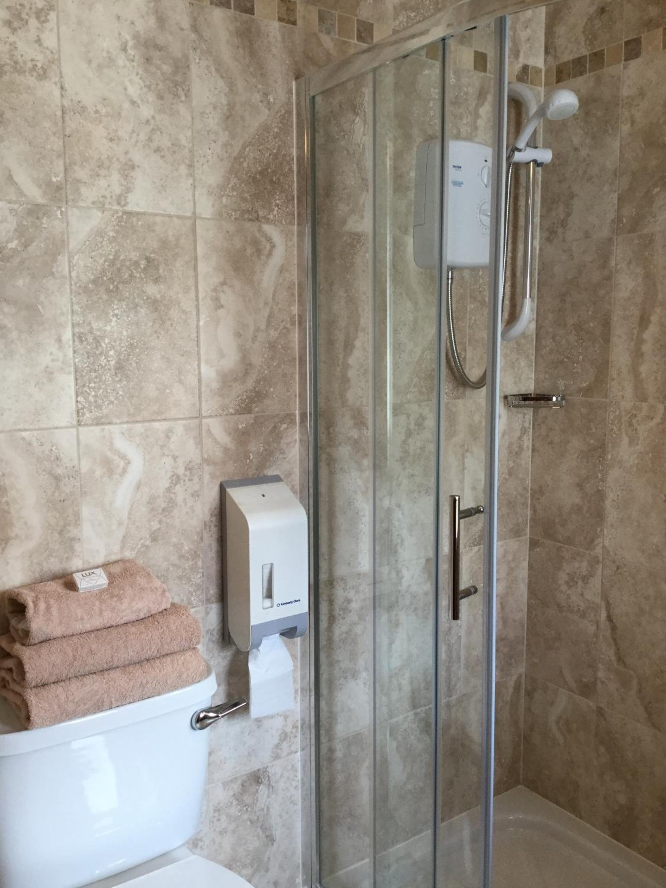 Single Room with Shared Bathroom photo 2