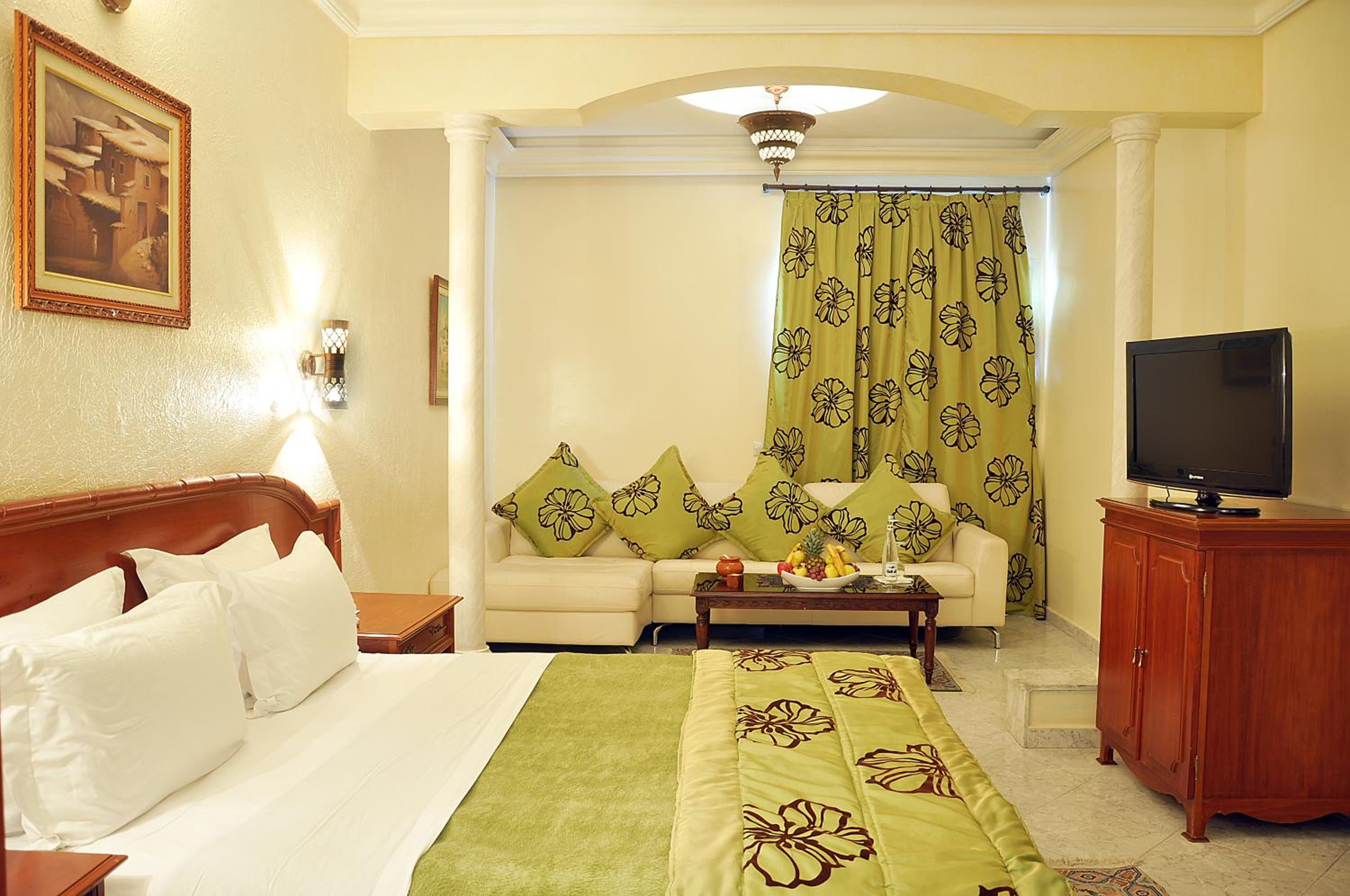 Deluxe Double or Twin Room - Photo 2