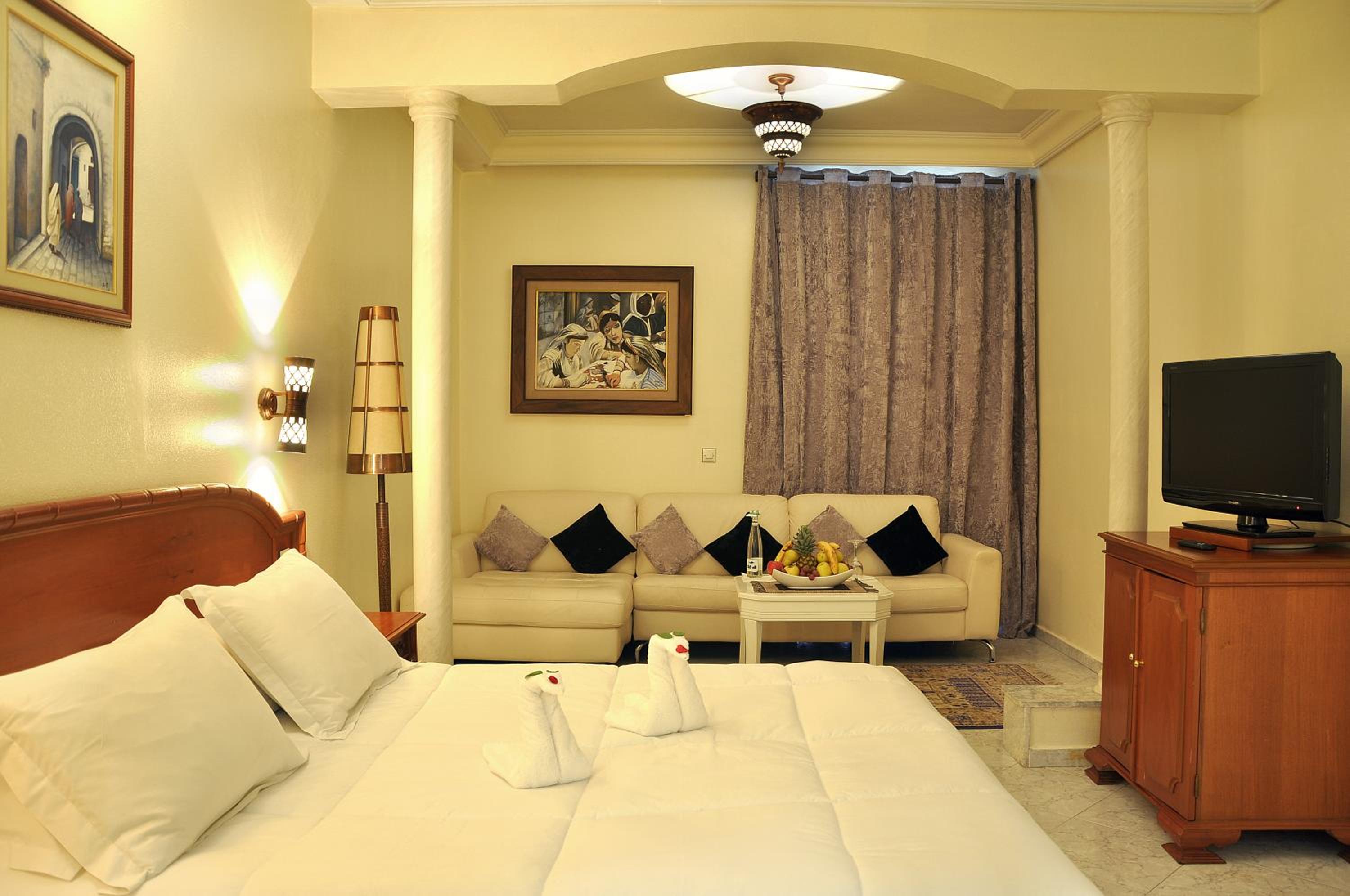 Deluxe Double or Twin Room - Photo 3