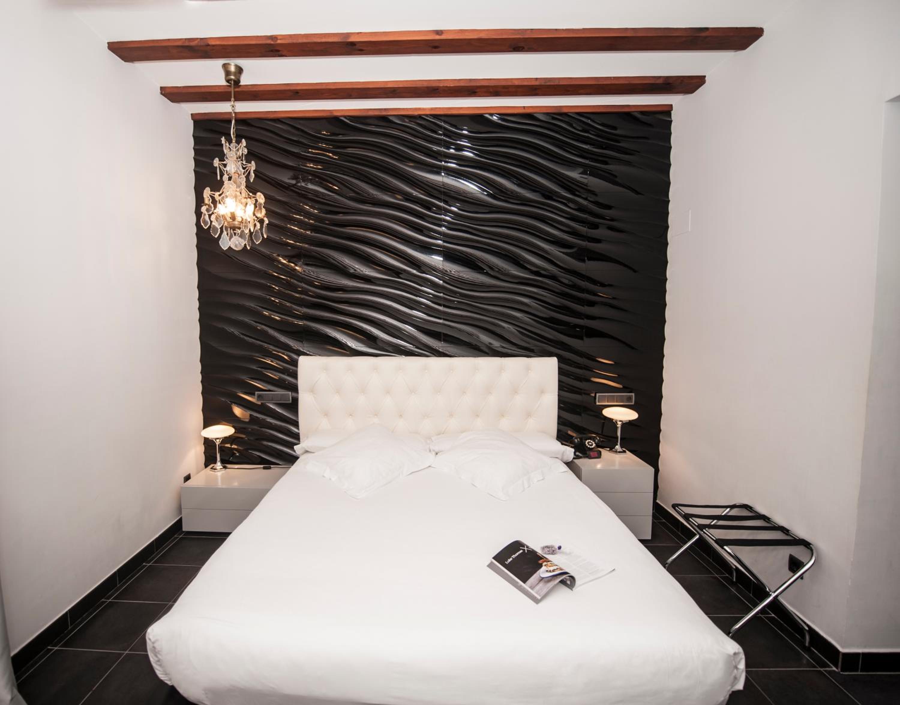 Junior Suite - Photo 12