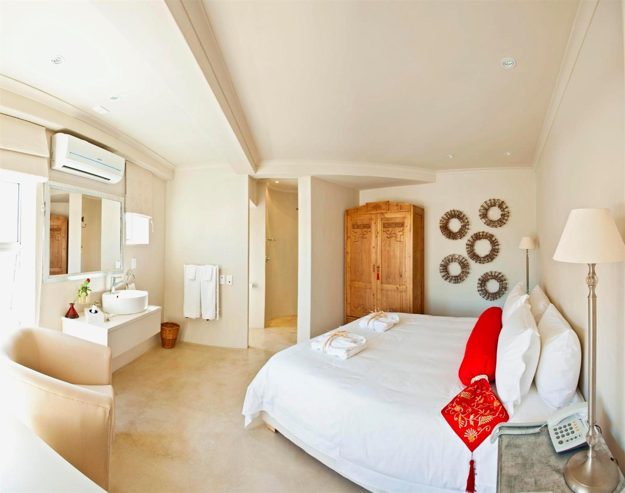 Deluxe Suite 103 / Kitchenette: Bed & Breakfast photo 1