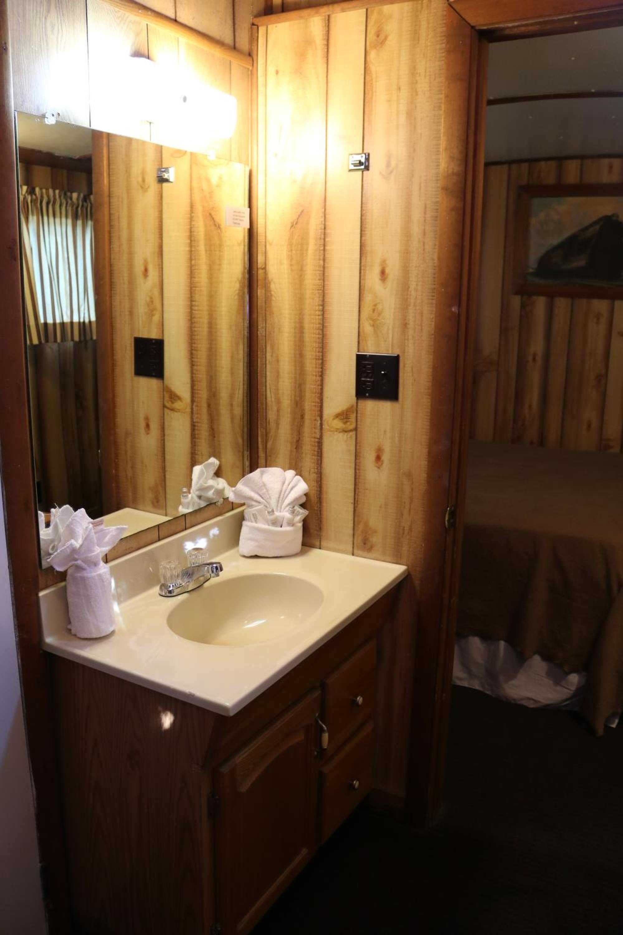 Double Double Caboose - Photo 3
