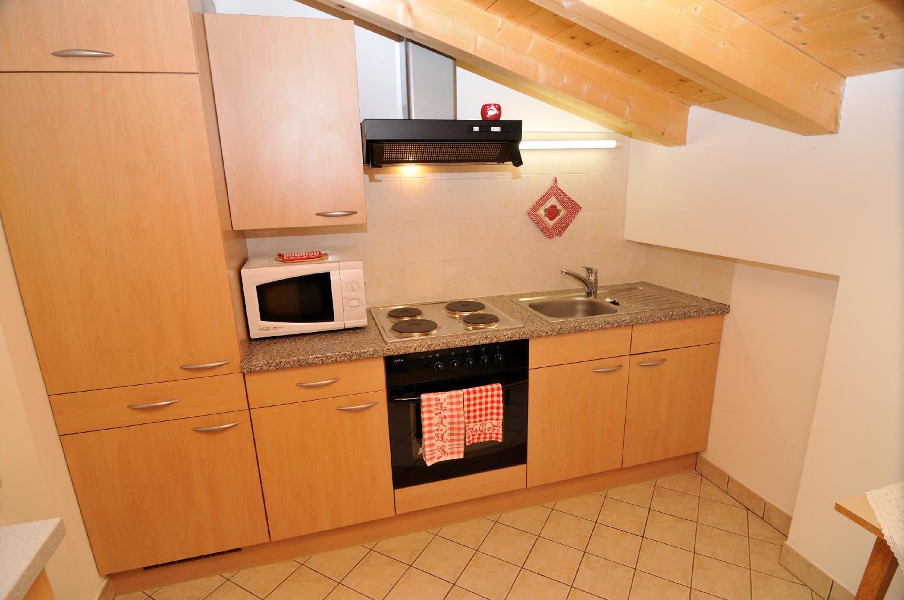 Studio with Balcony (2 Adults), photo 7