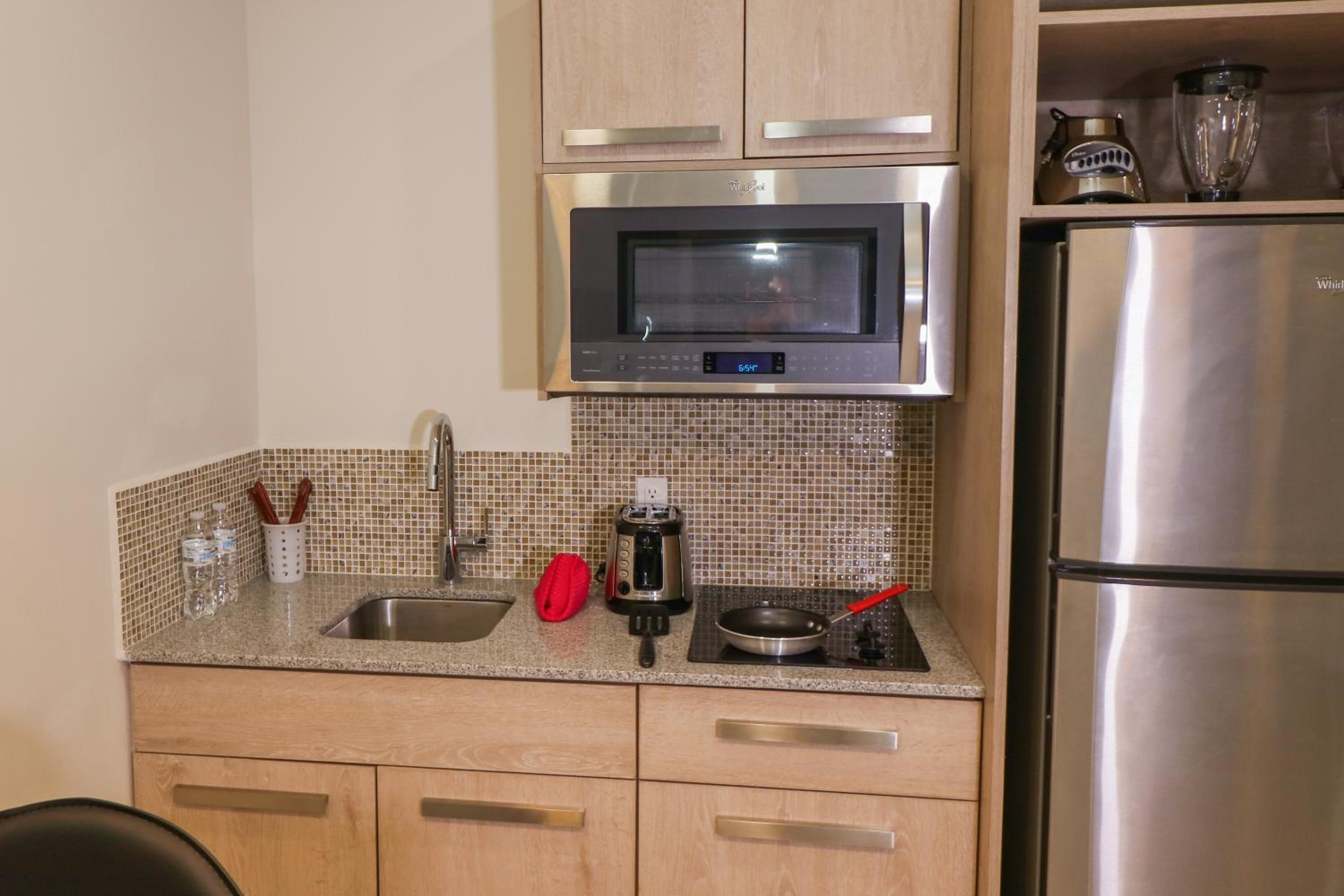 One-Bedroom Suite