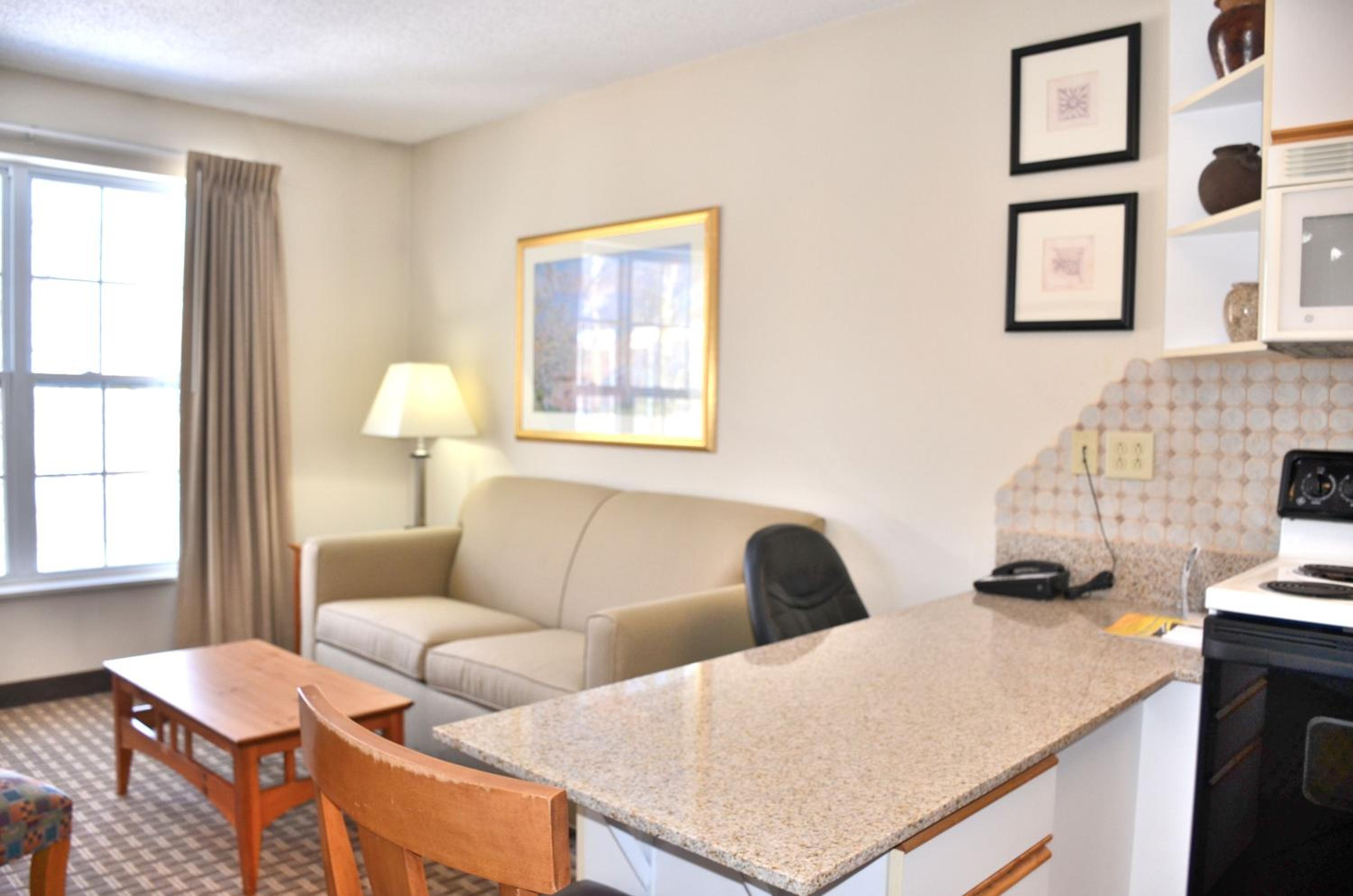 King Suite - Photo 2
