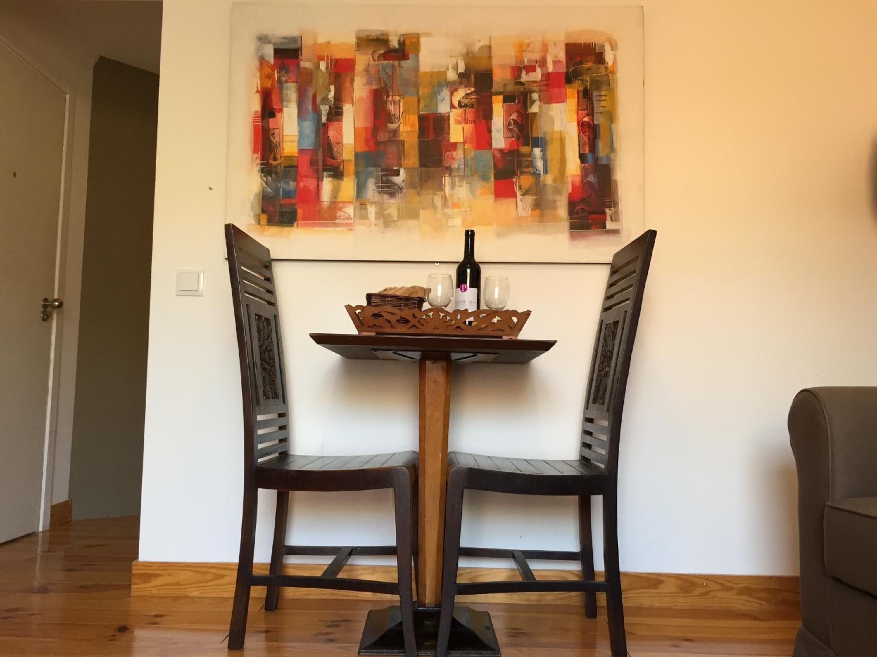 Apartment photo 2