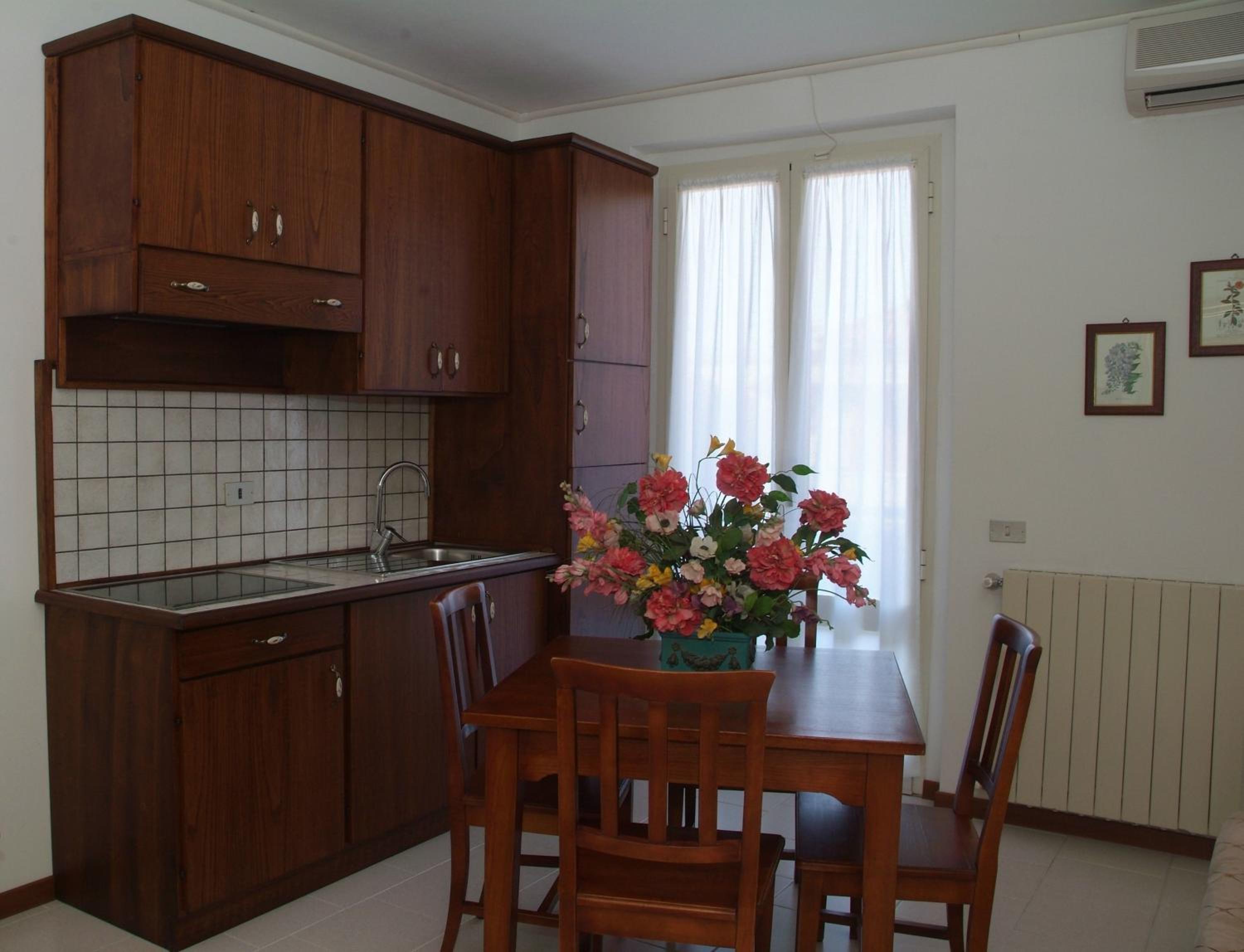 One-Bedroom Apartment (3 Adults) photo 2